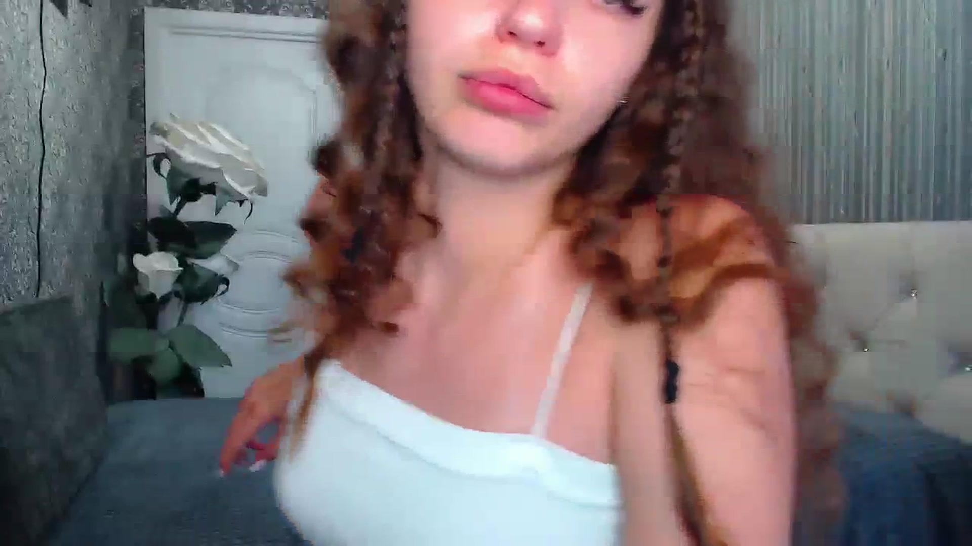 Gallery image thumbnail from EmeraldLilyyy's myfreecams stream on, 07/24/2023, 10:01 image 7 of 20