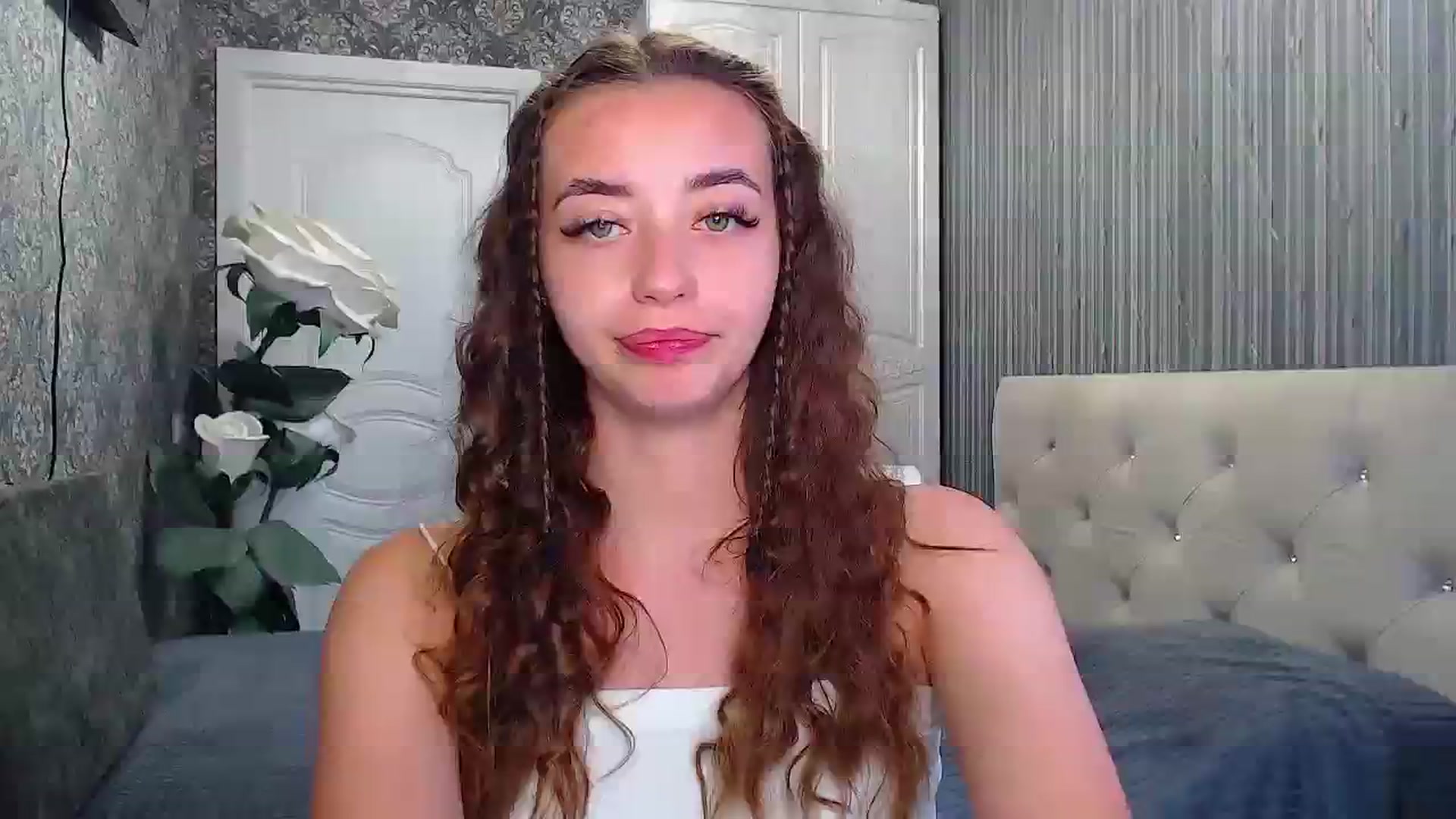 Gallery image thumbnail from EmeraldLilyyy's myfreecams stream on, 07/24/2023, 11:42 image 12 of 20