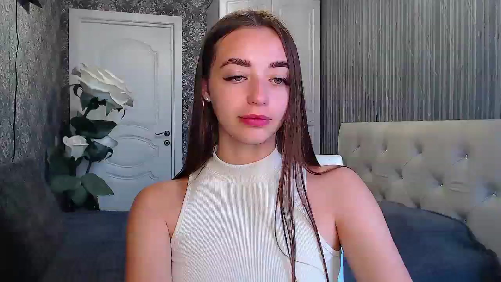 Gallery image thumbnail from EmeraldLilyyy's myfreecams stream on, 07/25/2023, 09:57 image 8 of 20