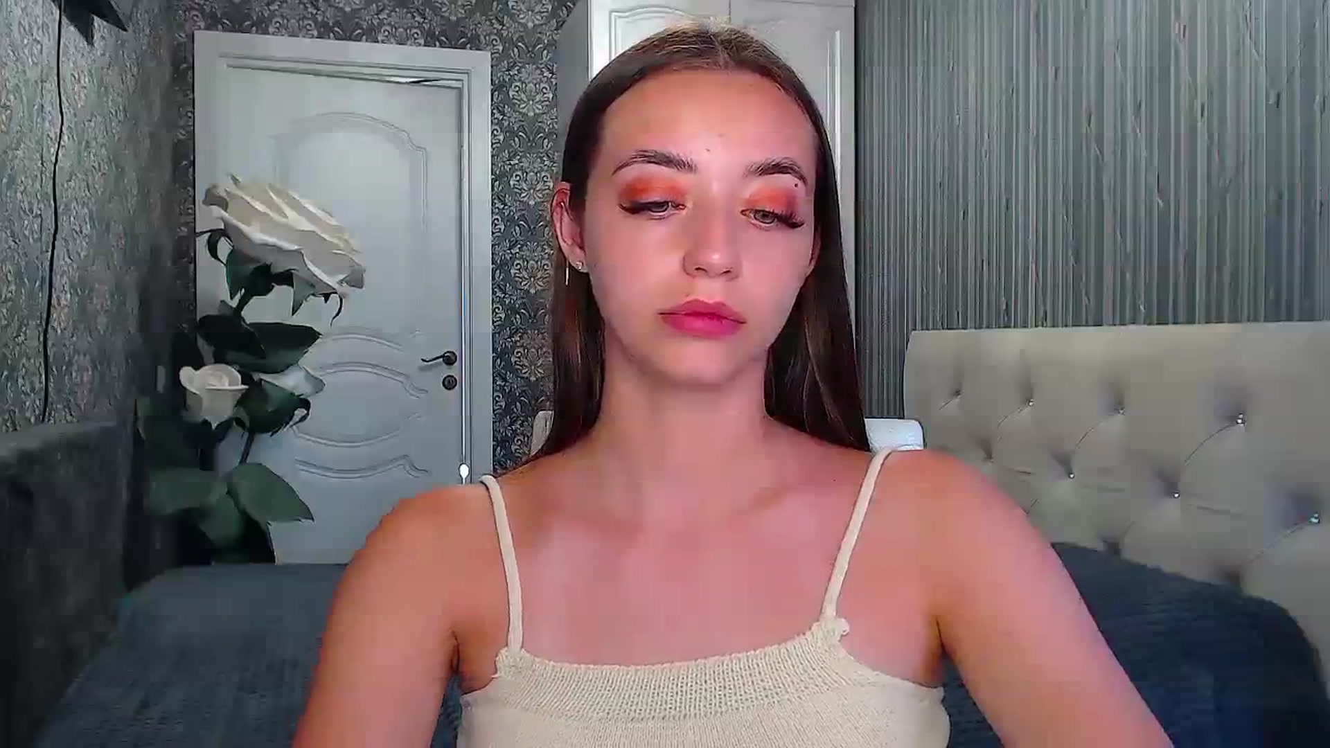 Gallery image thumbnail from EmeraldLilyyy's myfreecams stream on, 07/31/2023, 10:33 image 13 of 20