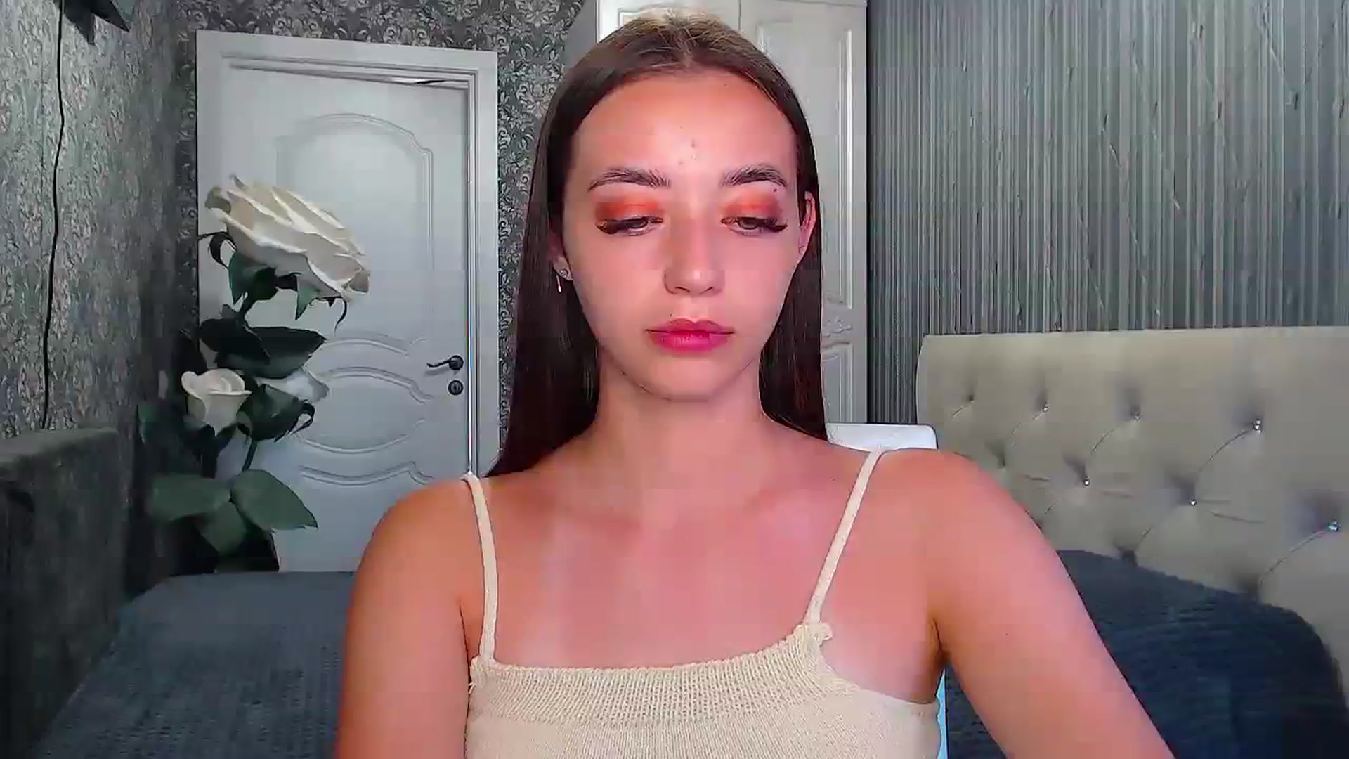 Gallery image thumbnail from EmeraldLilyyy's myfreecams stream on, 07/31/2023, 10:33 image 3 of 20