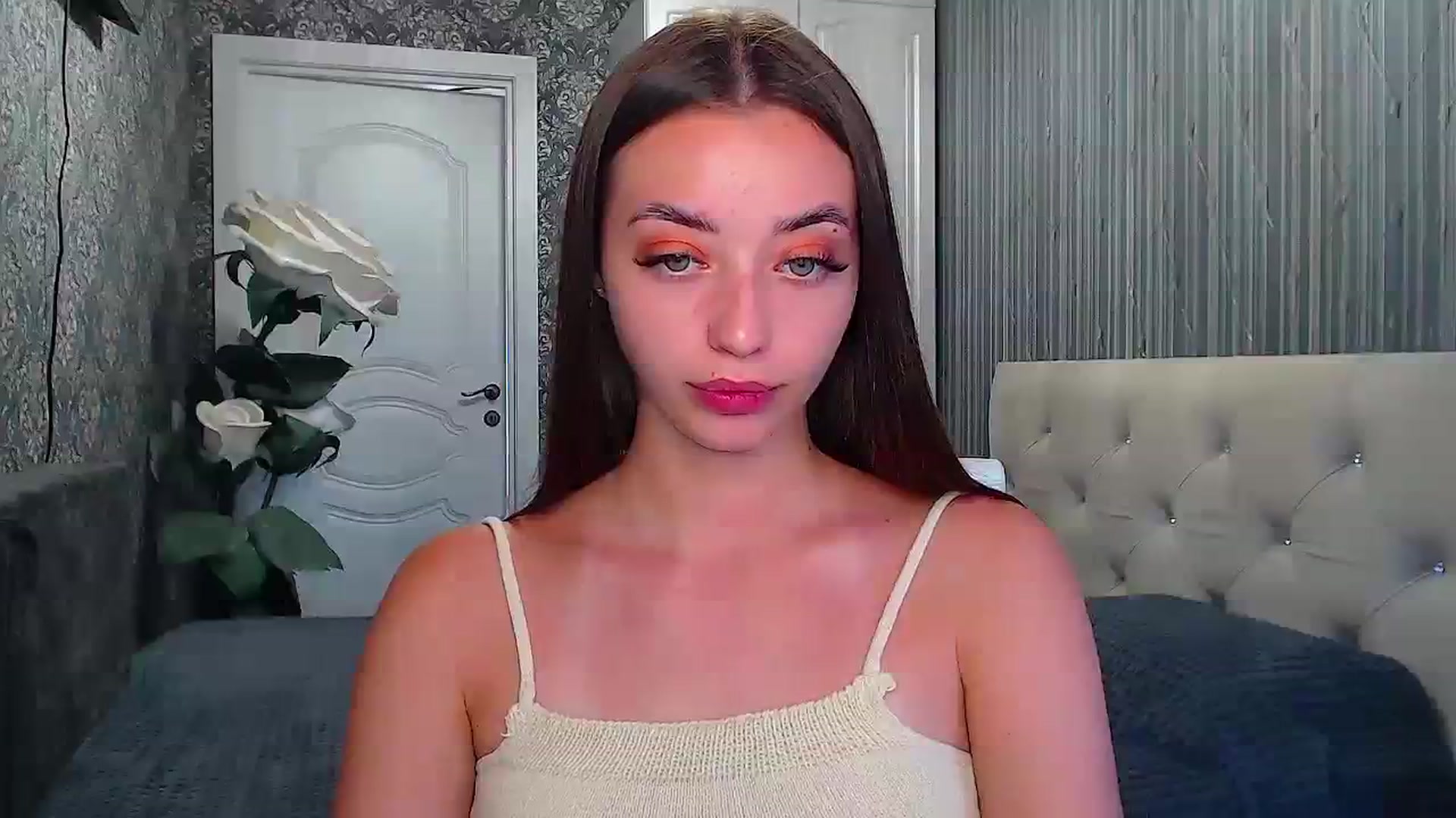 Gallery image thumbnail from EmeraldLilyyy's myfreecams stream on, 07/31/2023, 10:47 image 7 of 20