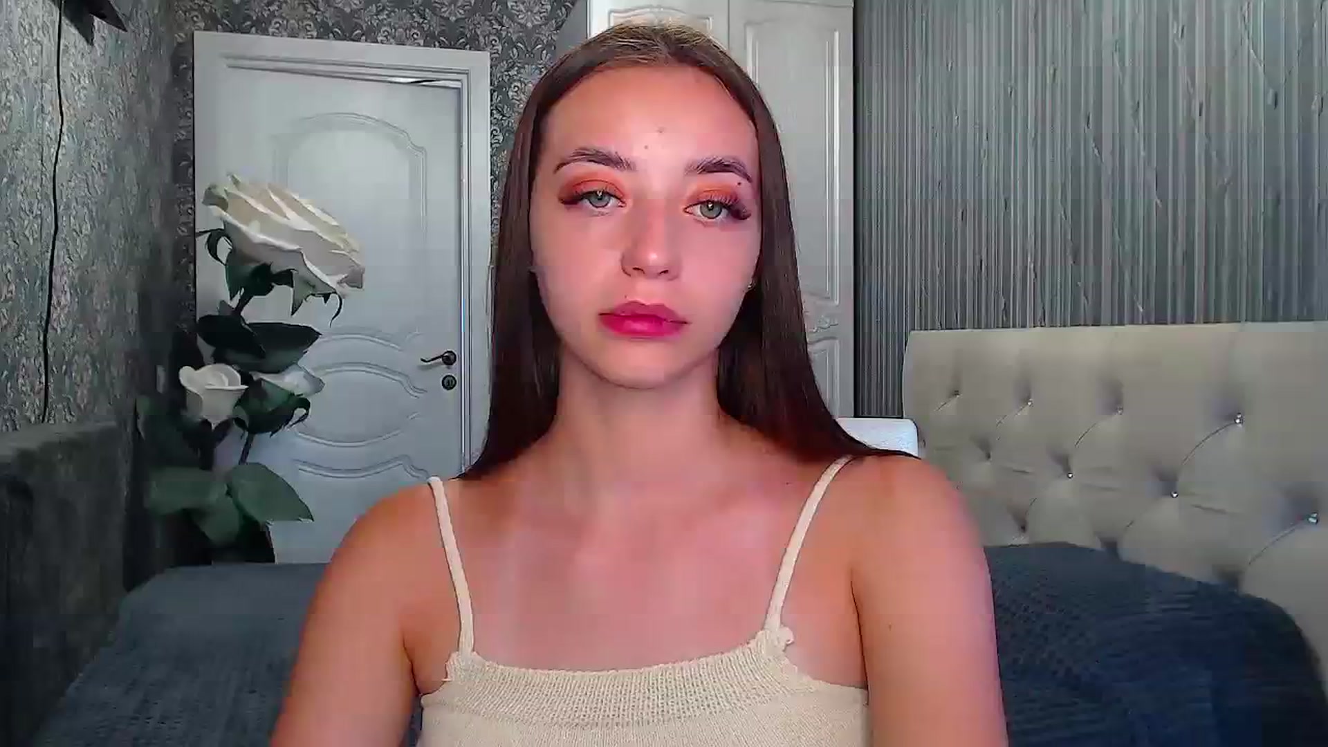 Gallery image thumbnail from EmeraldLilyyy's myfreecams stream on, 07/31/2023, 10:47 image 17 of 20