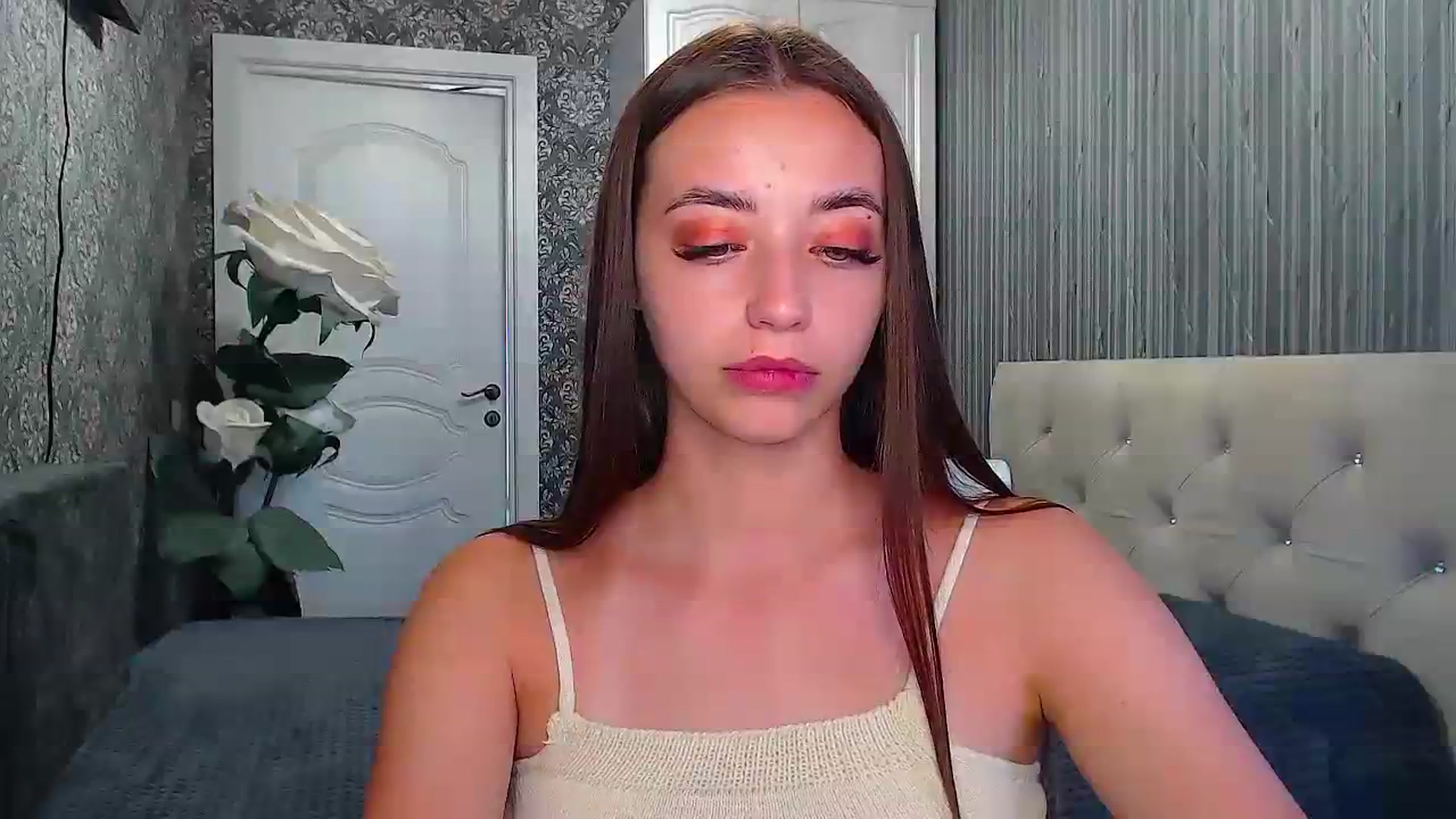 Gallery image thumbnail from EmeraldLilyyy's myfreecams stream on, 07/31/2023, 10:47 image 5 of 20
