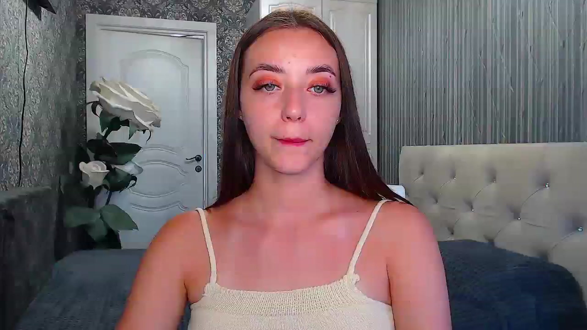 Gallery image thumbnail from EmeraldLilyyy's myfreecams stream on, 07/31/2023, 10:47 image 8 of 20