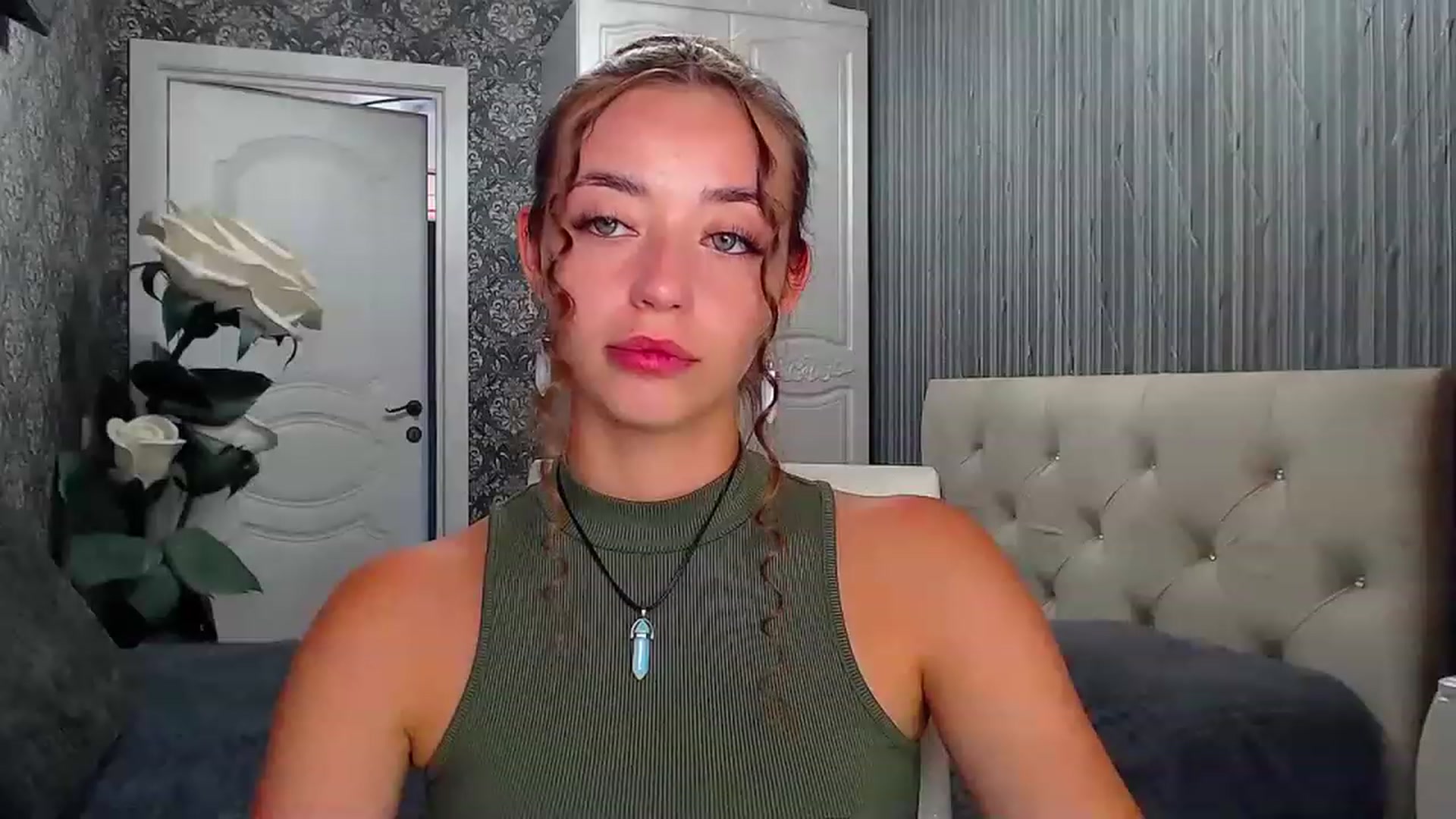 Gallery image thumbnail from EmeraldLilyyy's myfreecams stream on, 08/04/2023, 10:59 image 6 of 20