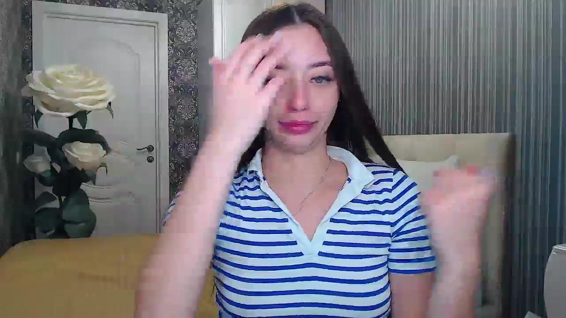 Gallery image thumbnail from EmeraldLilyyy's myfreecams stream on, 11/19/2023, 11:35 image 16 of 20
