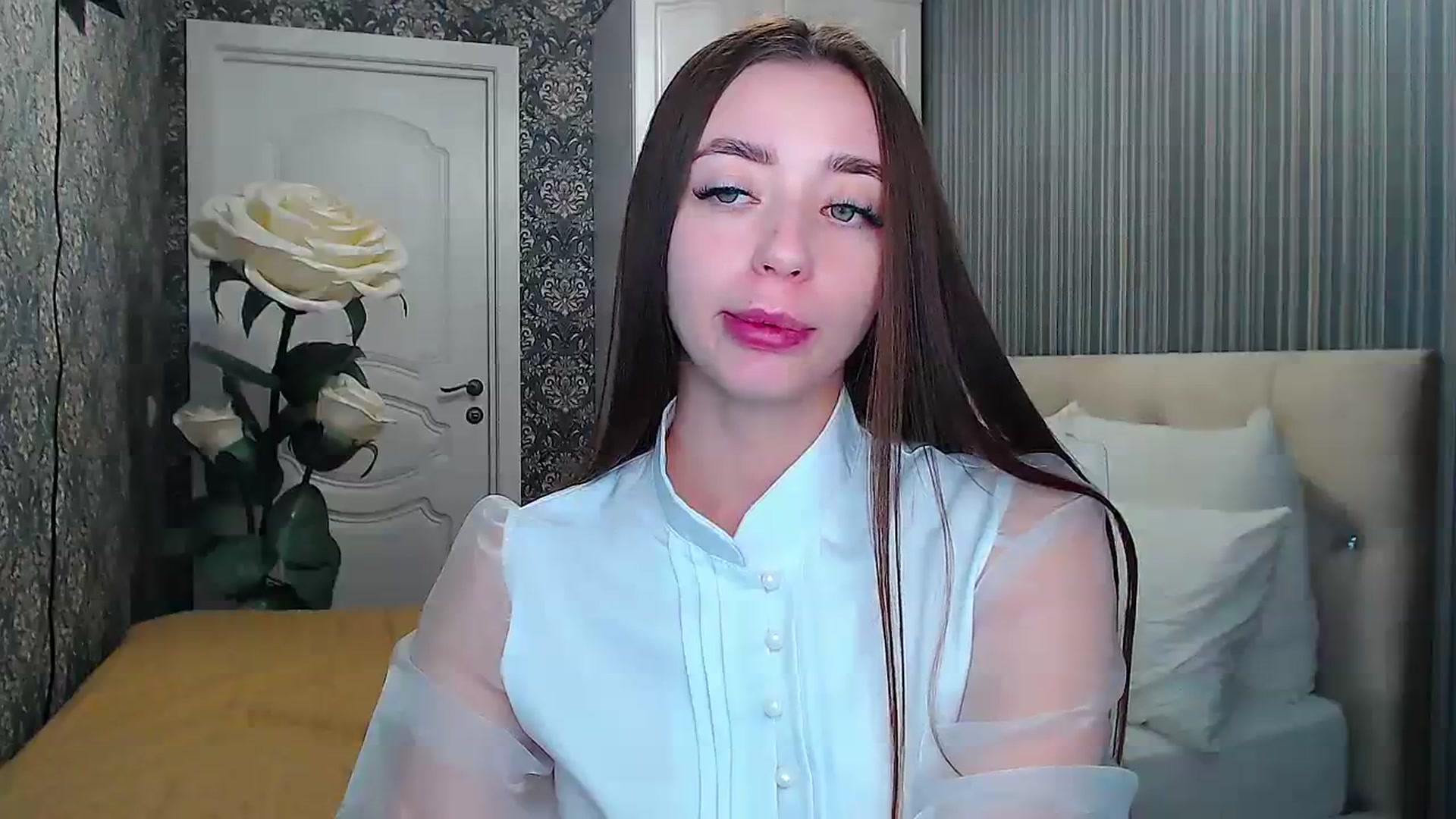 Gallery image thumbnail from EmeraldLilyyy's myfreecams stream on, 11/23/2023, 11:08 image 20 of 20