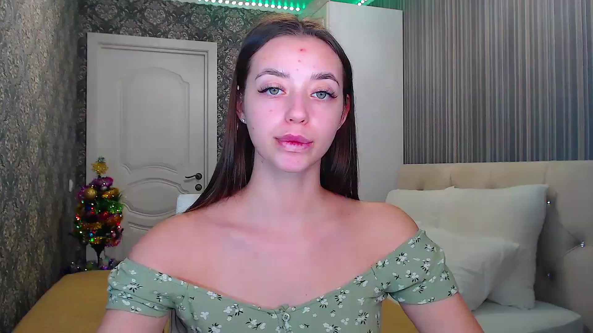 Gallery image thumbnail from EmeraldLilyyy's myfreecams stream on, 01/02/2024, 10:53 image 15 of 20