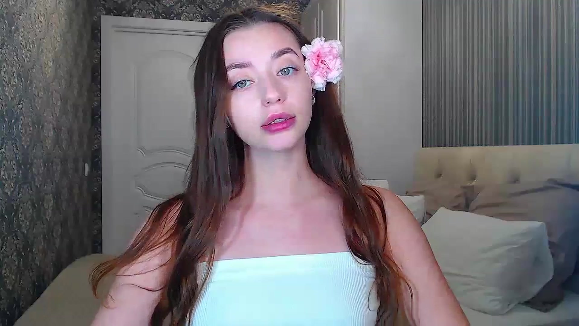 Gallery image thumbnail from EmeraldLilyyy's myfreecams stream on, 01/20/2024, 12:00 image 7 of 20