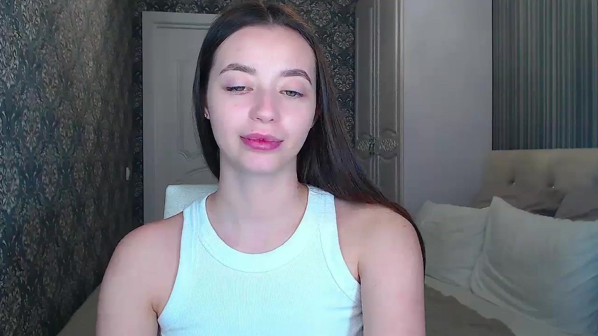 Gallery image thumbnail from EmeraldLilyyy's myfreecams stream on, 01/31/2024, 09:06 image 11 of 20
