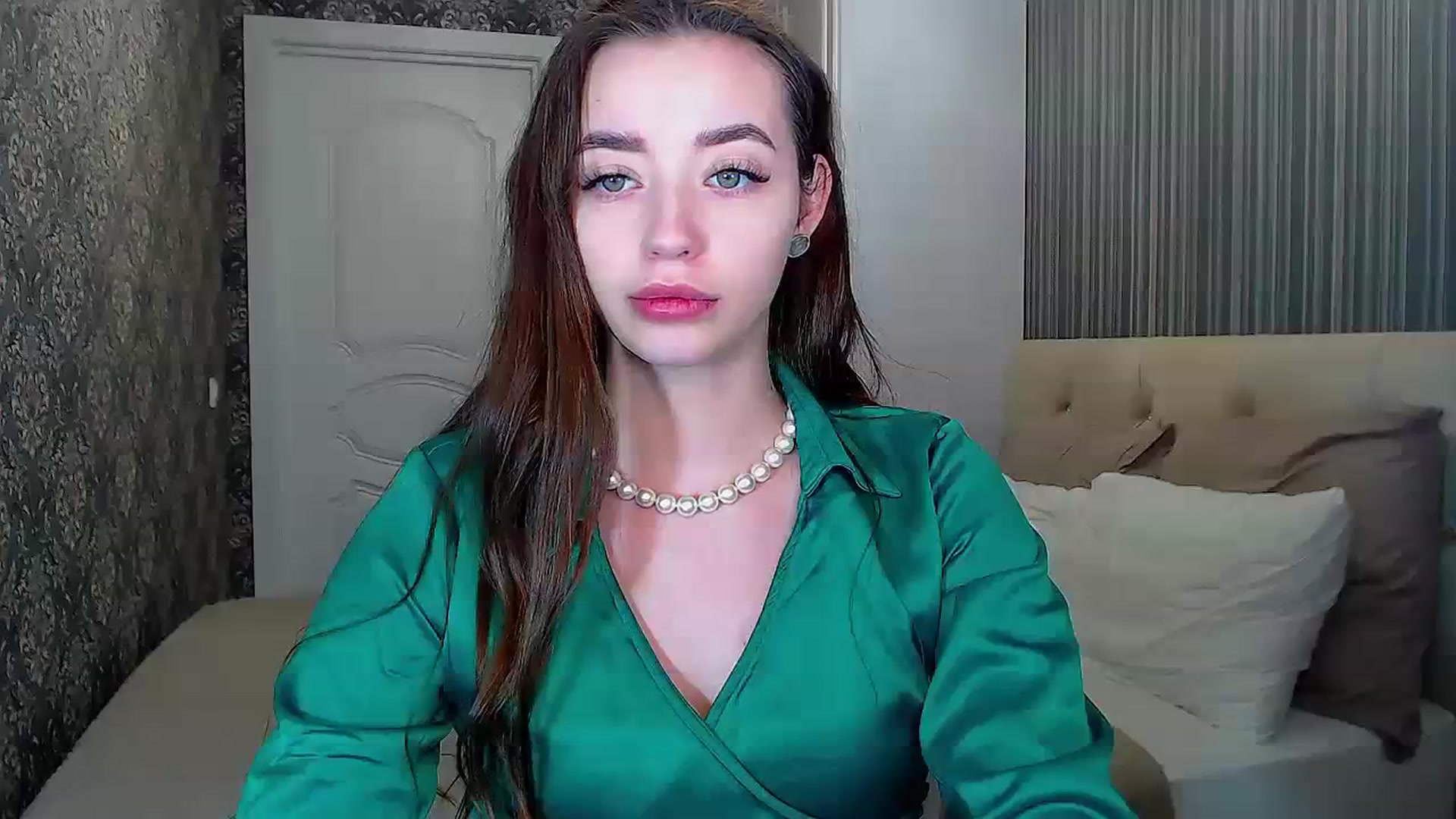 Gallery image thumbnail from EmeraldLilyyy's myfreecams stream on, 02/14/2024, 11:53 image 6 of 20