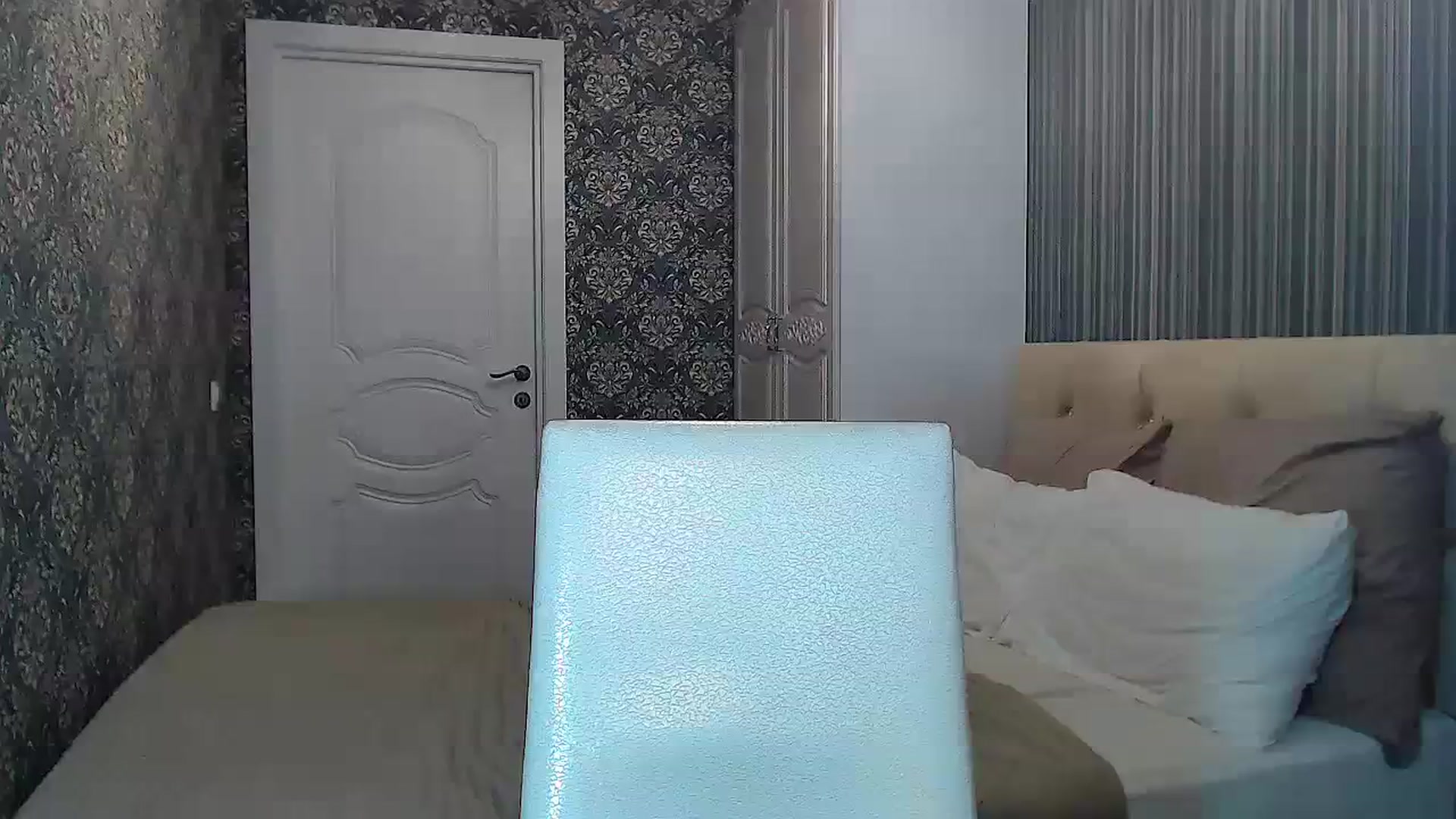 Gallery image thumbnail from EmeraldLilyyy's myfreecams stream on, 02/15/2024, 13:52 image 7 of 20