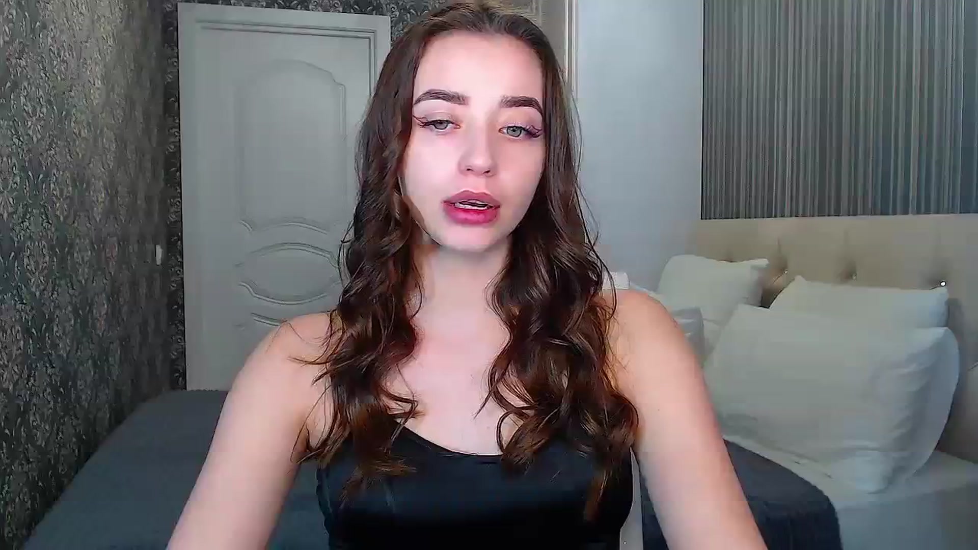 Gallery image thumbnail from EmeraldLilyyy's myfreecams stream on, 02/29/2024, 08:50 image 8 of 20
