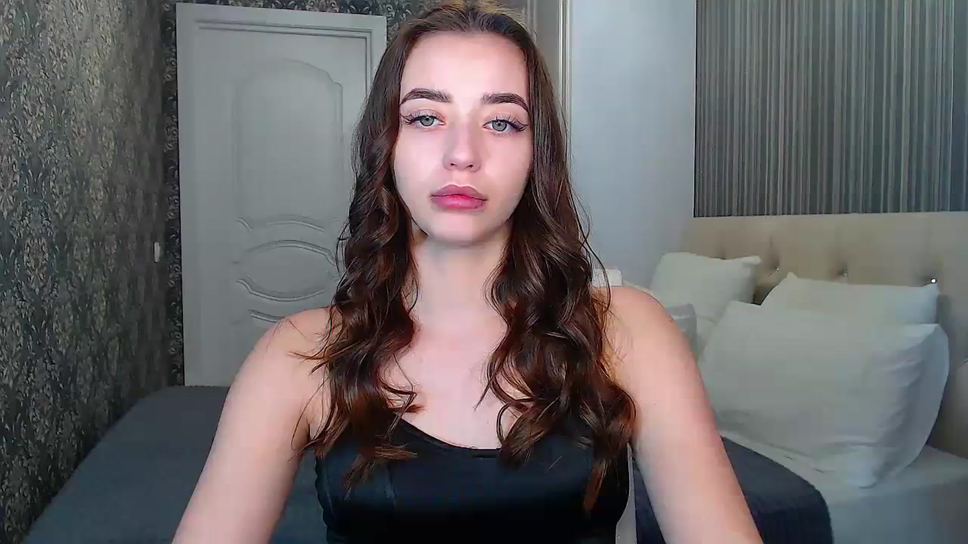 Gallery image thumbnail from EmeraldLilyyy's myfreecams stream on, 02/29/2024, 08:50 image 7 of 20