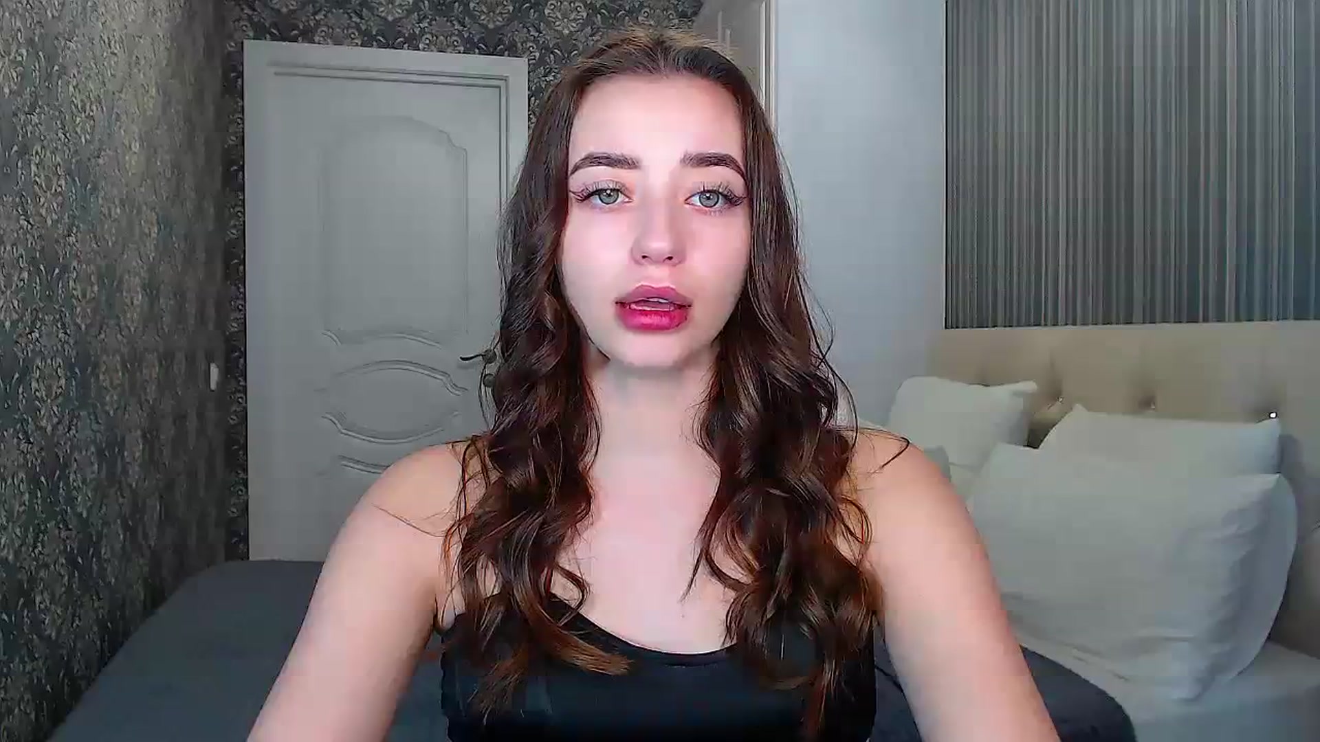 Gallery image thumbnail from EmeraldLilyyy's myfreecams stream on, 02/29/2024, 08:50 image 4 of 20