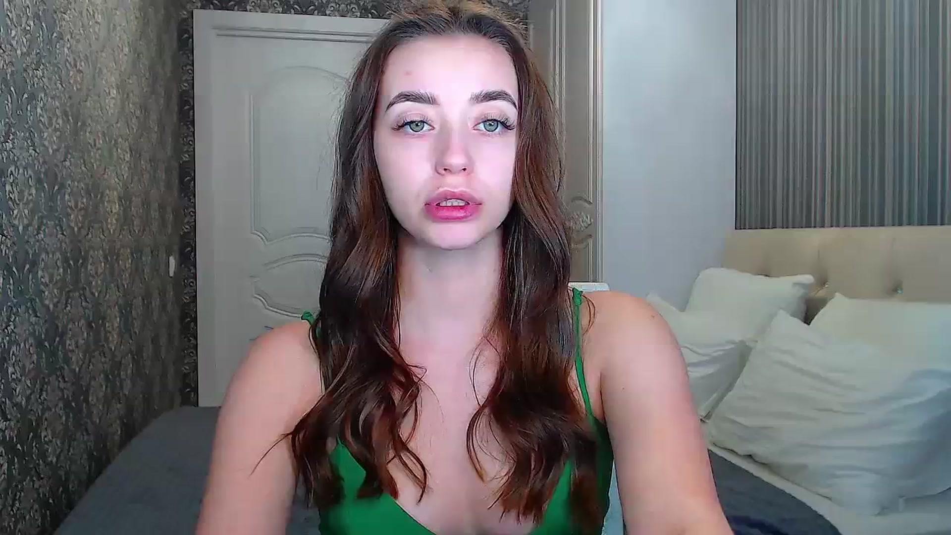 Gallery image thumbnail from EmeraldLilyyy's myfreecams stream on, 03/01/2024, 12:20 image 20 of 20