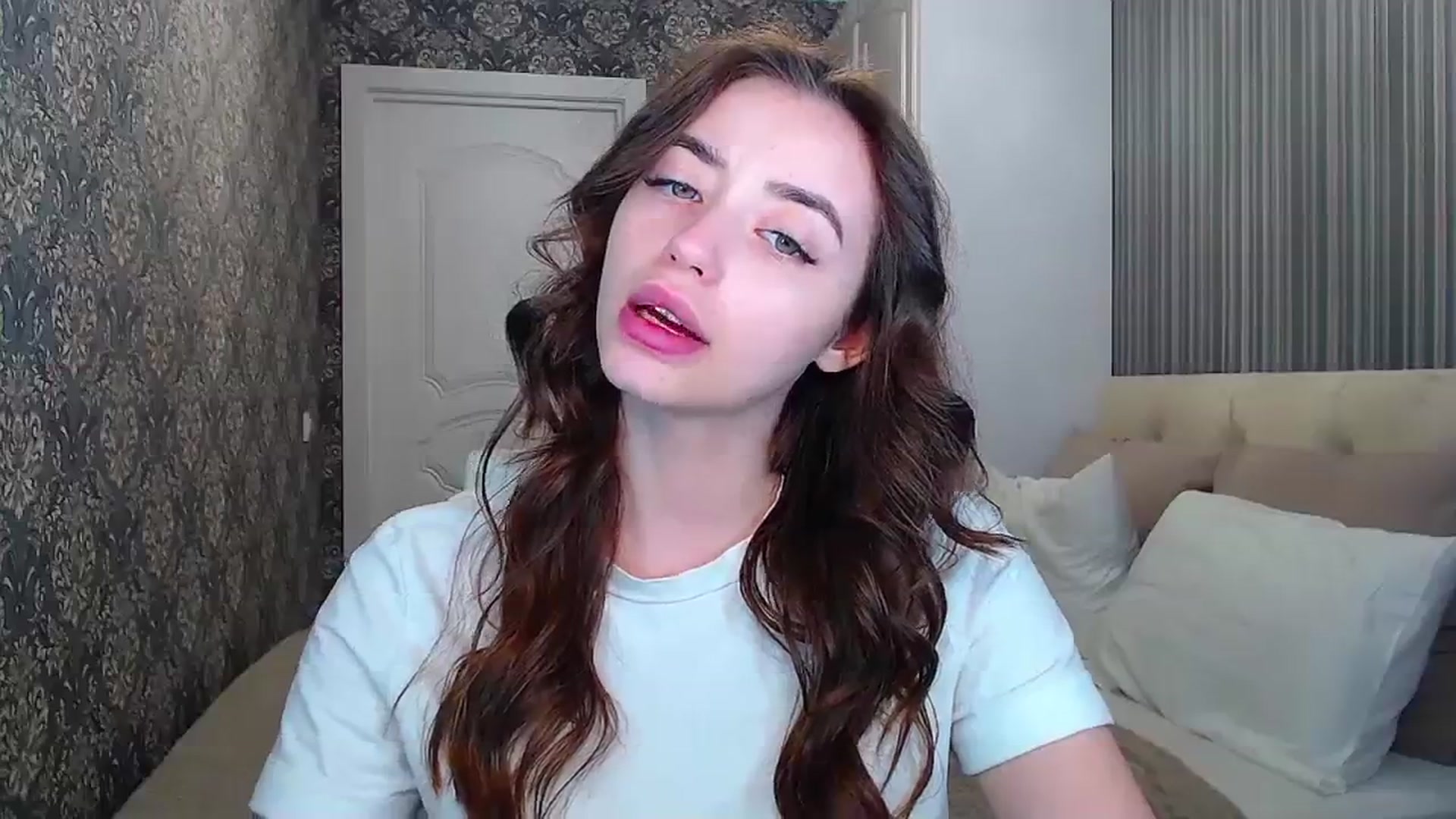 Gallery image thumbnail from EmeraldLilyyy's myfreecams stream on, 03/29/2024, 09:27 image 6 of 20