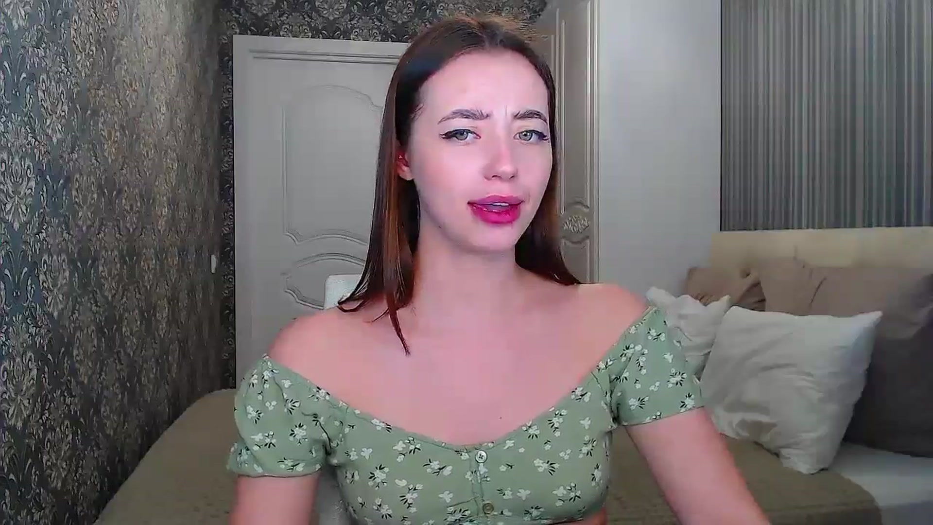 Gallery image thumbnail from EmeraldLilyyy's myfreecams stream on, 04/21/2024, 13:40 image 20 of 20