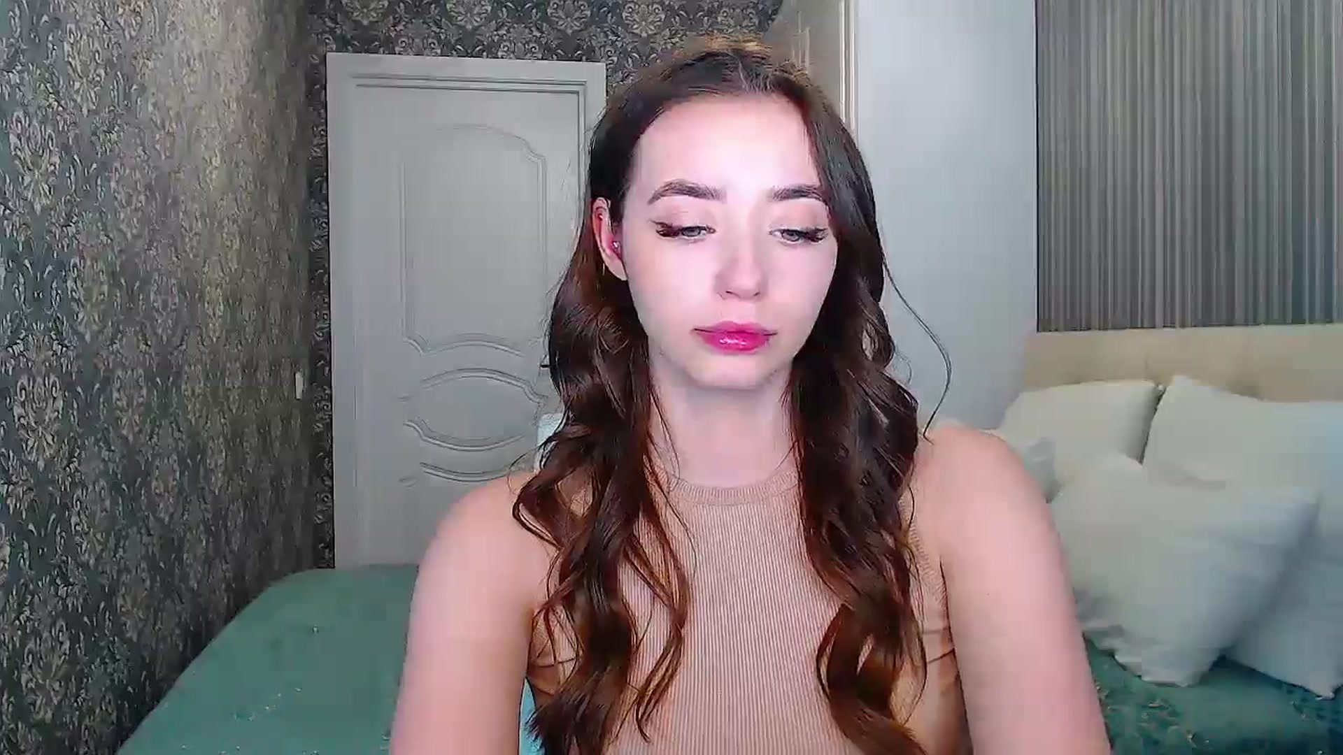 Gallery image thumbnail from EmeraldLilyyy's myfreecams stream on, 05/07/2024, 16:19 image 6 of 20