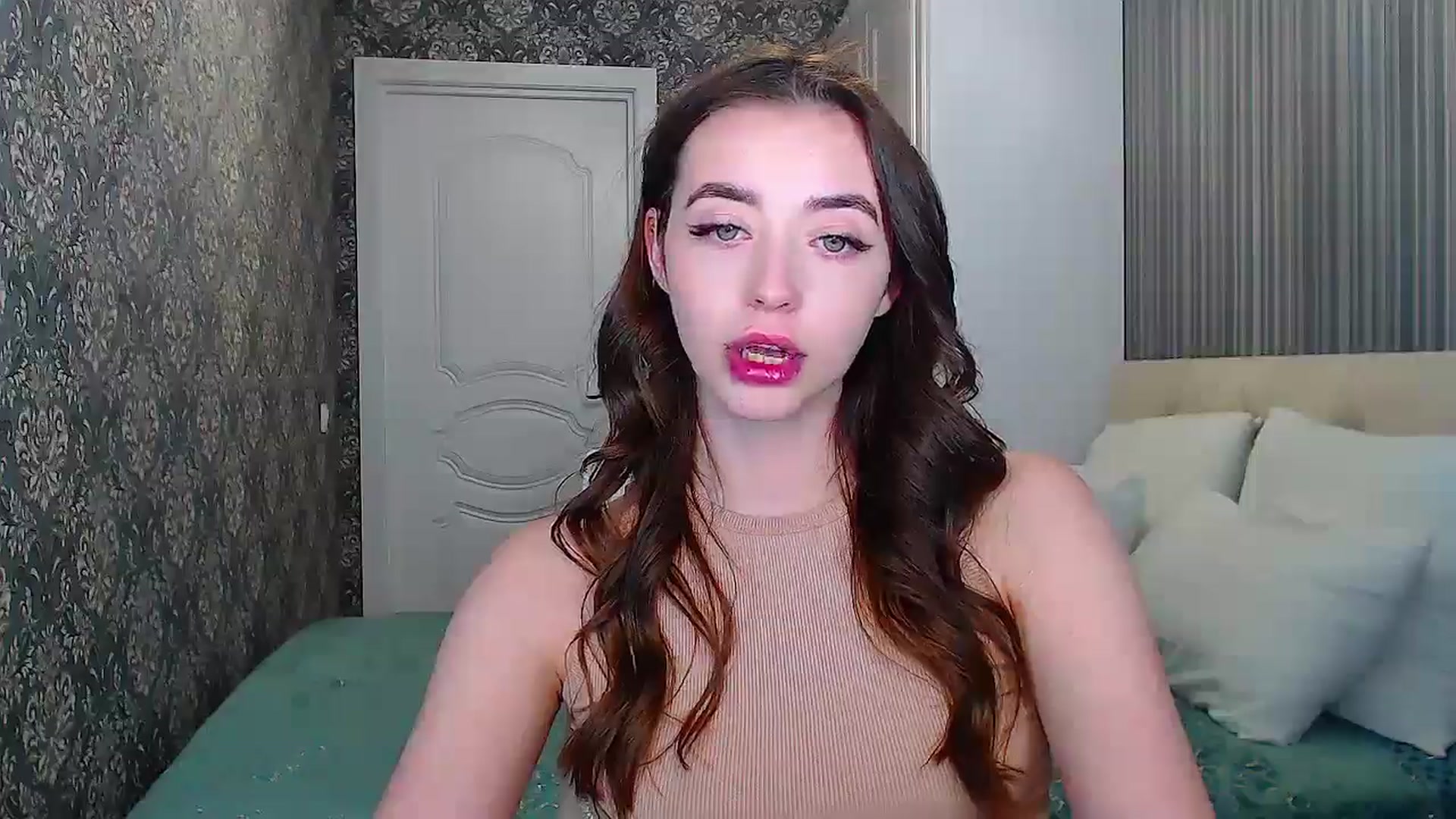 Gallery image thumbnail from EmeraldLilyyy's myfreecams stream on, 05/07/2024, 16:19 image 7 of 20