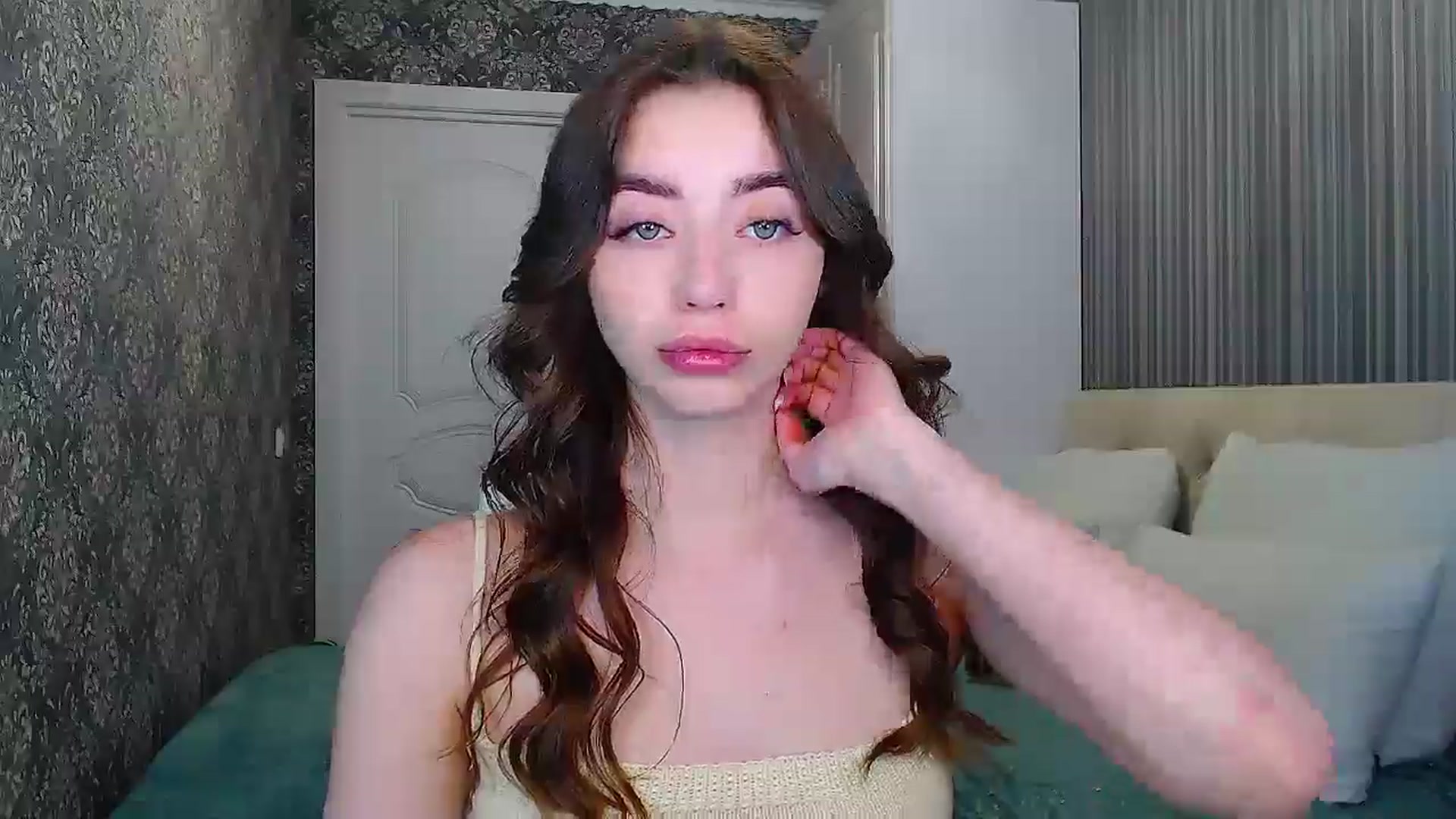 Gallery image thumbnail from EmeraldLilyyy's myfreecams stream on, 05/11/2024, 11:26 image 12 of 20
