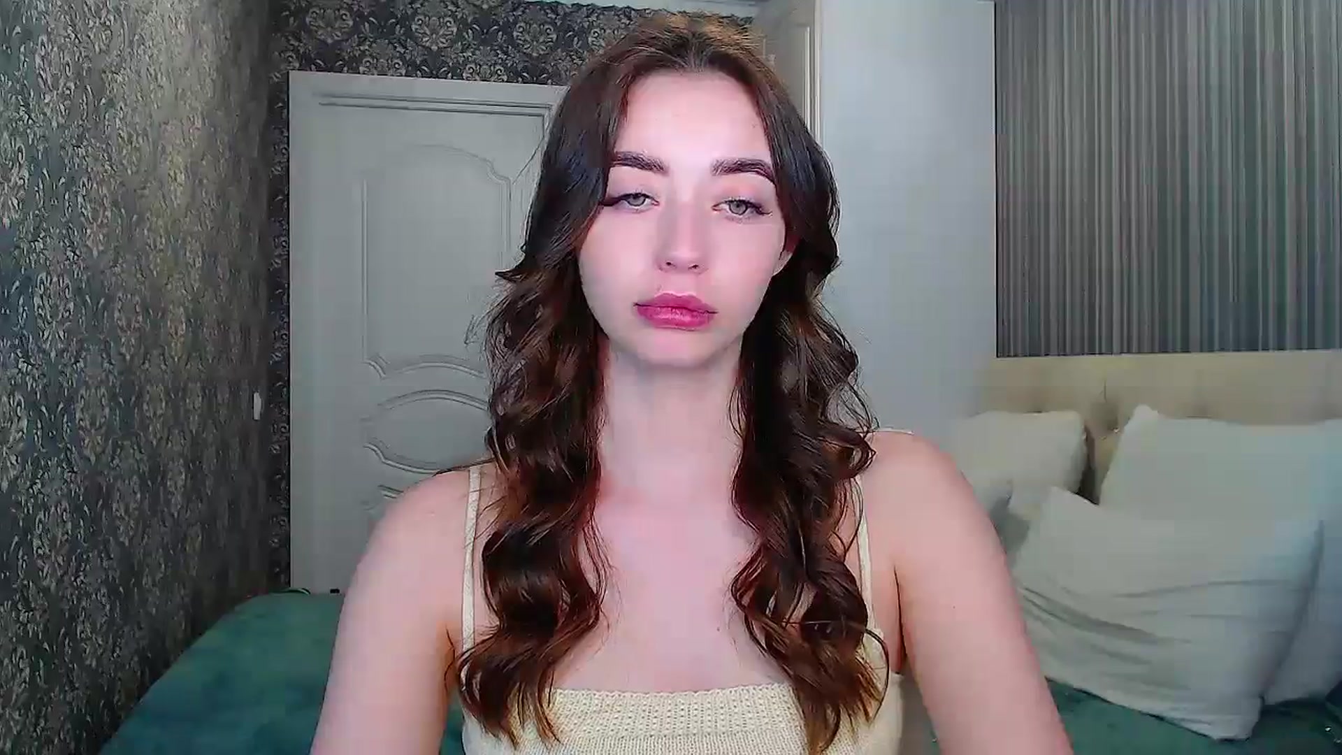 Gallery image thumbnail from EmeraldLilyyy's myfreecams stream on, 05/11/2024, 13:07 image 20 of 20