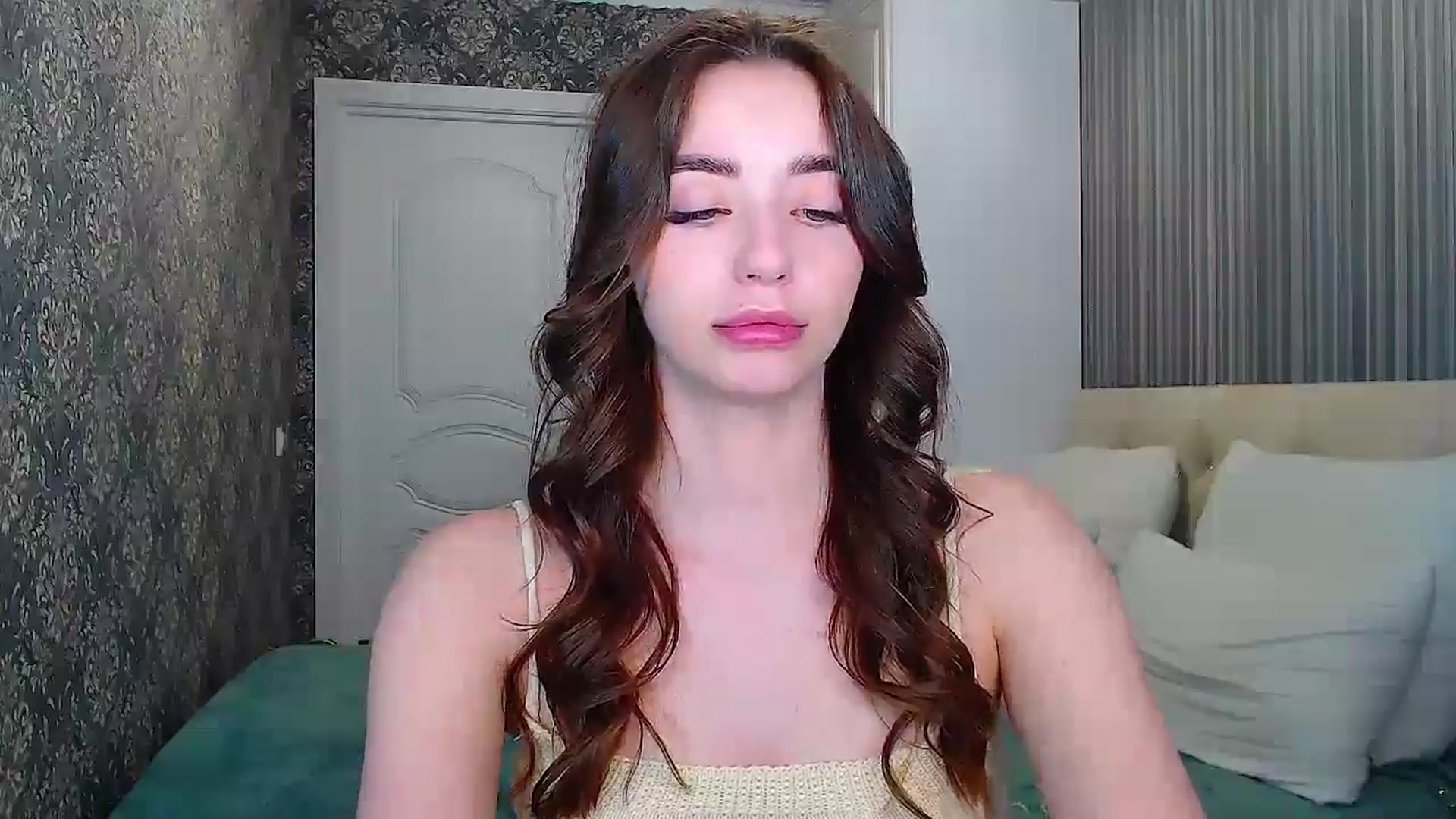 Gallery image thumbnail from EmeraldLilyyy's myfreecams stream on, 05/11/2024, 13:07 image 7 of 20