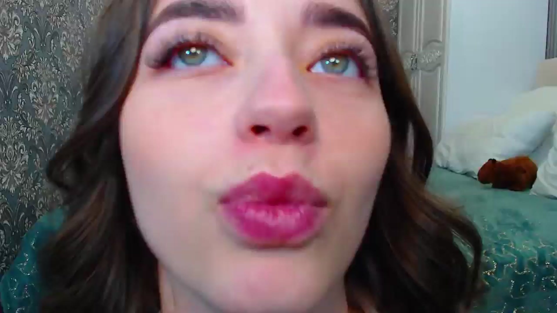 Gallery image thumbnail from EmeraldLilyyy's myfreecams stream on, 05/11/2024, 14:06 image 9 of 20