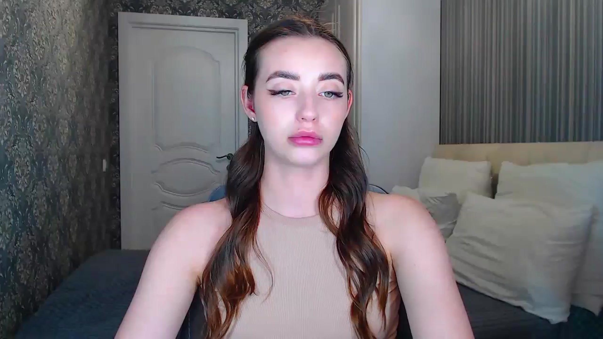 Gallery image thumbnail from EmeraldLilyyy's myfreecams stream on, 06/08/2024, 10:51 image 11 of 20