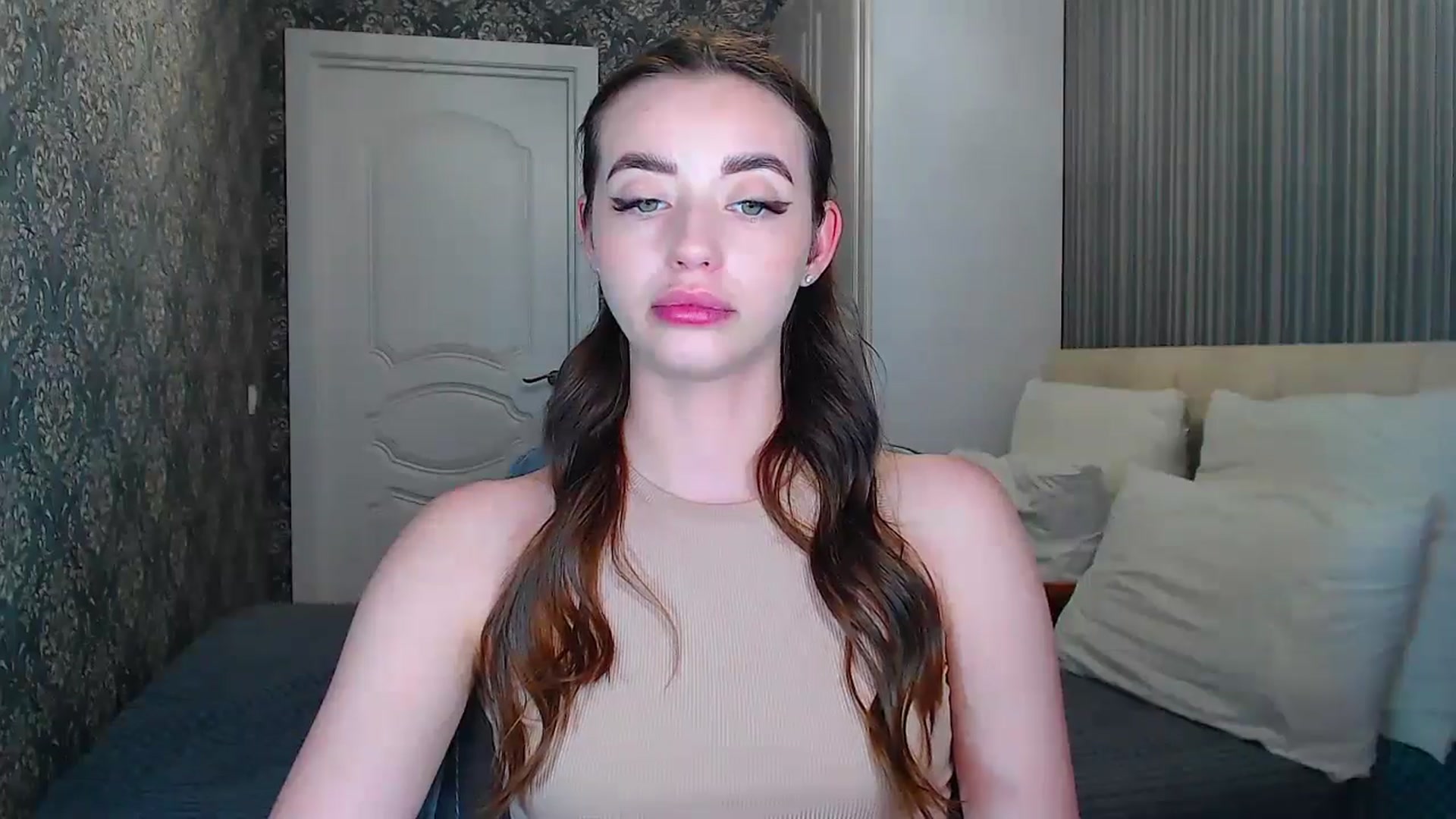 Gallery image thumbnail from EmeraldLilyyy's myfreecams stream on, 06/08/2024, 10:51 image 19 of 20