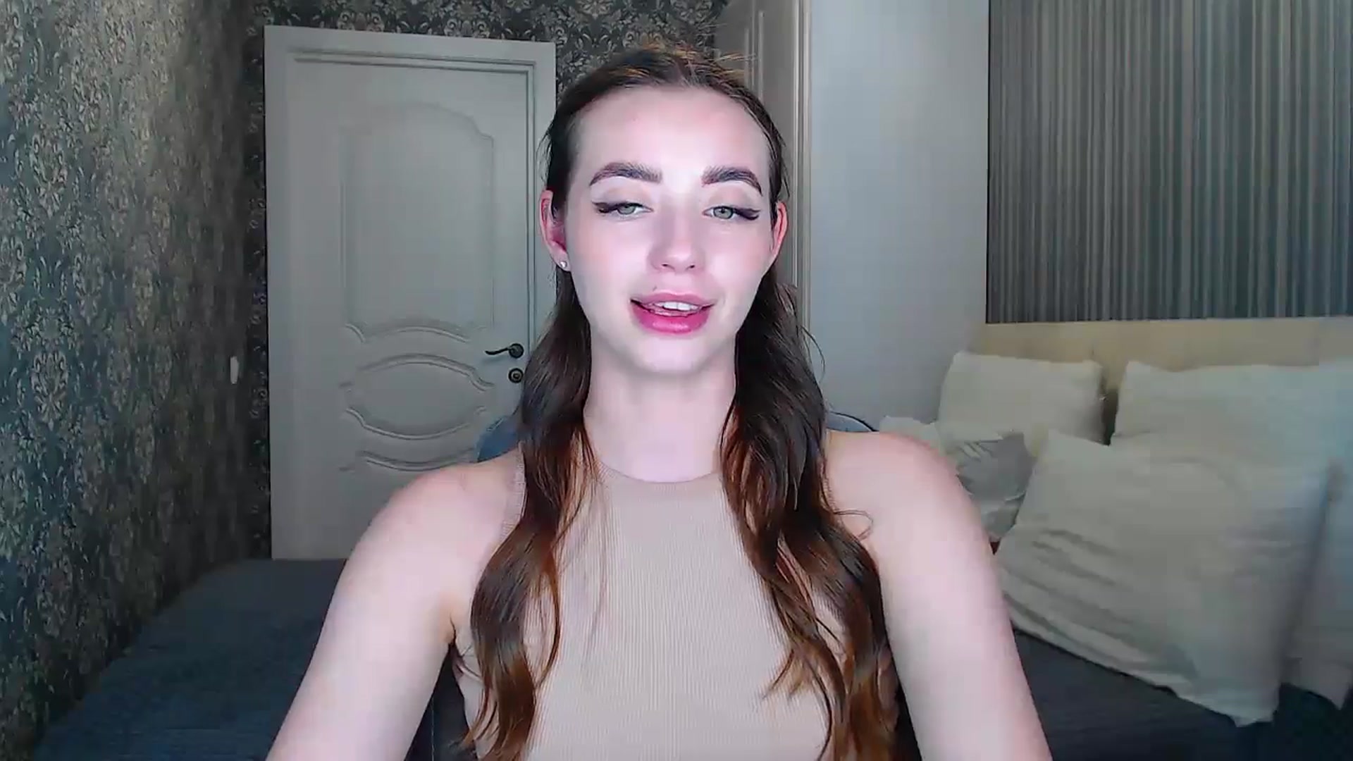 Gallery image thumbnail from EmeraldLilyyy's myfreecams stream on, 06/08/2024, 11:46 image 17 of 20