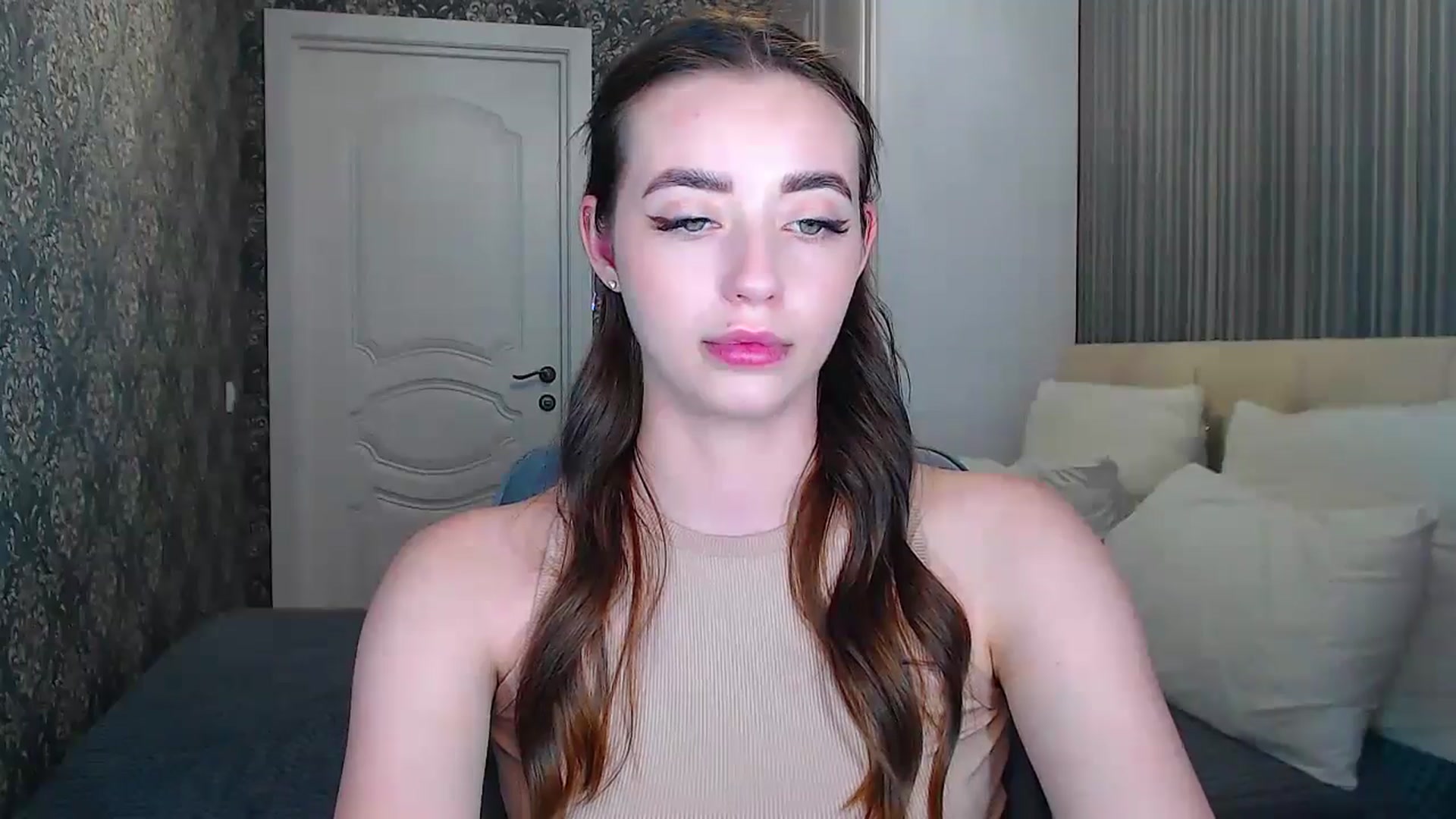 Gallery image thumbnail from EmeraldLilyyy's myfreecams stream on, 06/08/2024, 12:58 image 19 of 20
