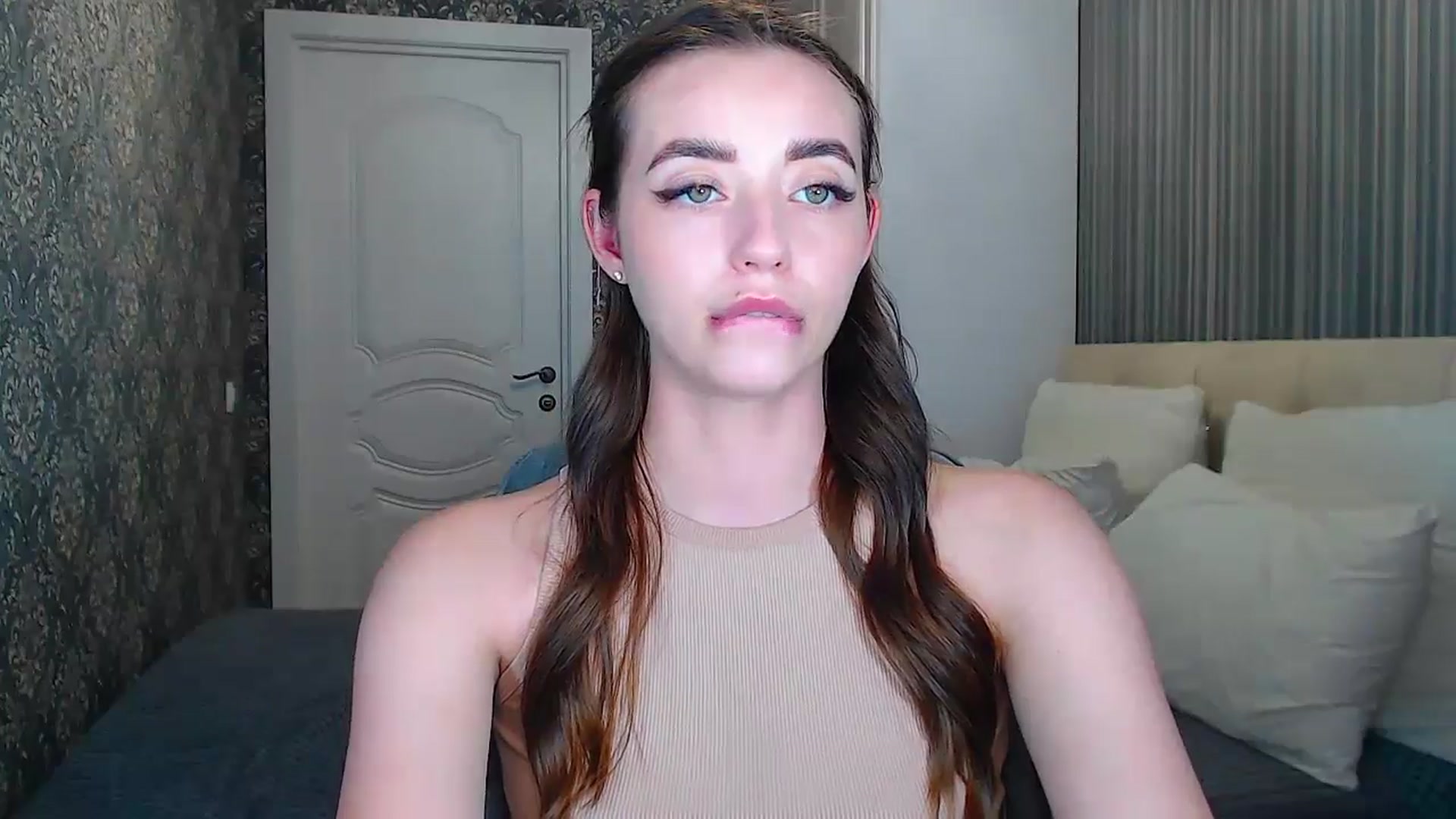 Gallery image thumbnail from EmeraldLilyyy's myfreecams stream on, 06/08/2024, 12:58 image 11 of 20