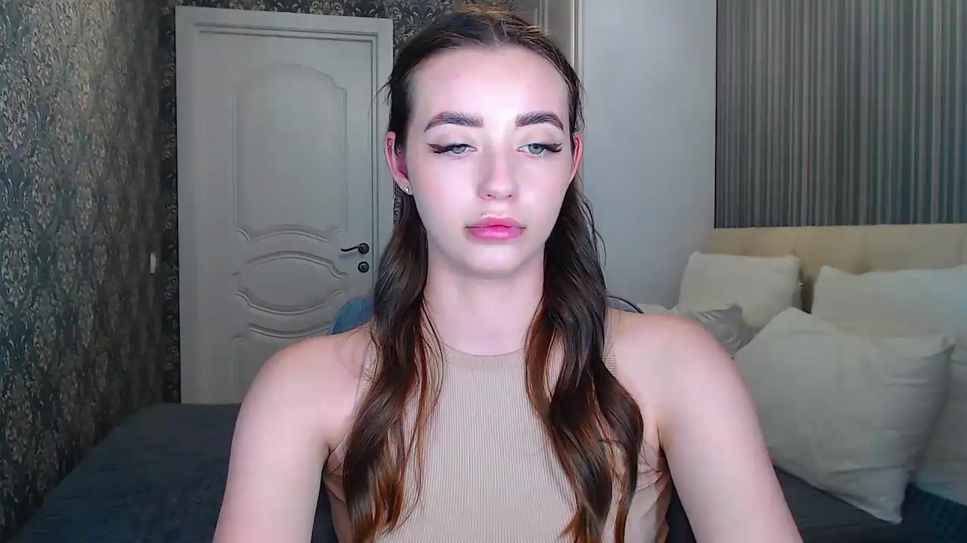 Gallery image thumbnail from EmeraldLilyyy's myfreecams stream on, 06/08/2024, 12:58 image 18 of 20