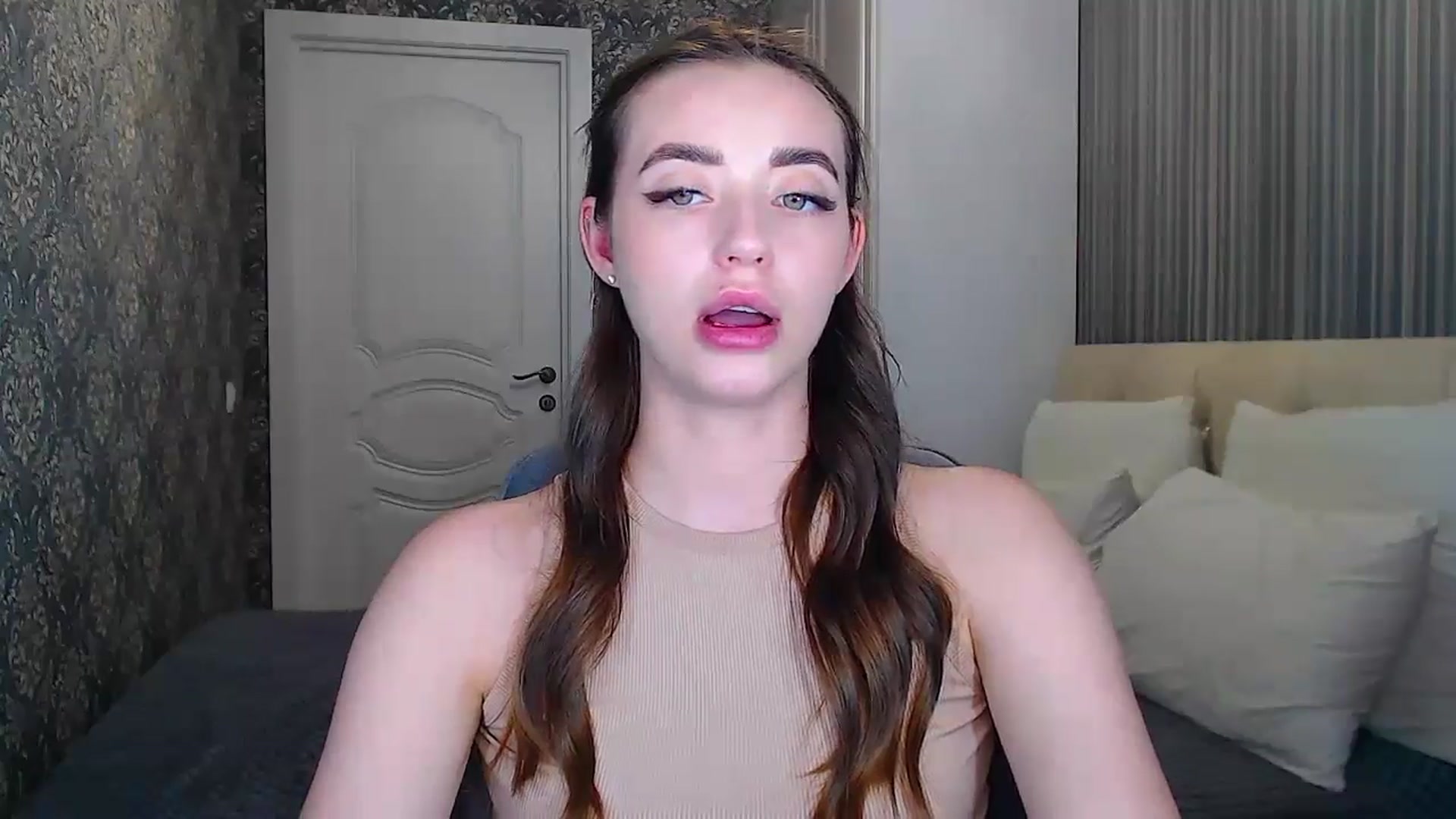 Gallery image thumbnail from EmeraldLilyyy's myfreecams stream on, 06/08/2024, 13:22 image 7 of 20