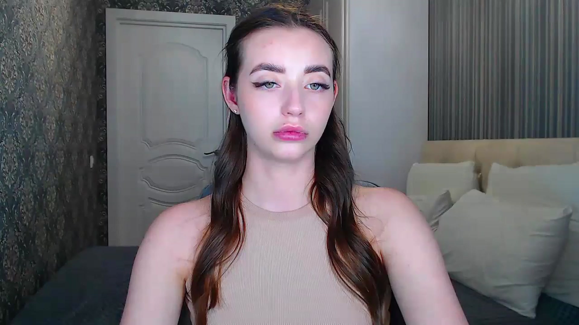 Gallery image thumbnail from EmeraldLilyyy's myfreecams stream on, 06/08/2024, 13:50 image 20 of 20