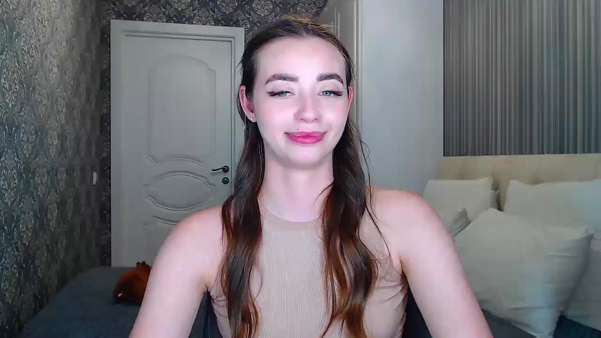 Gallery image thumbnail from EmeraldLilyyy's myfreecams stream on, 06/08/2024, 15:07 image 3 of 20