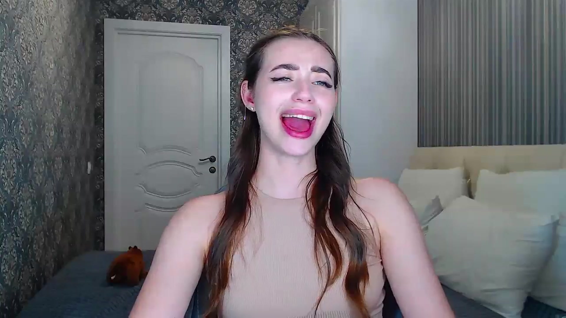 Gallery image thumbnail from EmeraldLilyyy's myfreecams stream on, 06/08/2024, 15:07 image 6 of 20