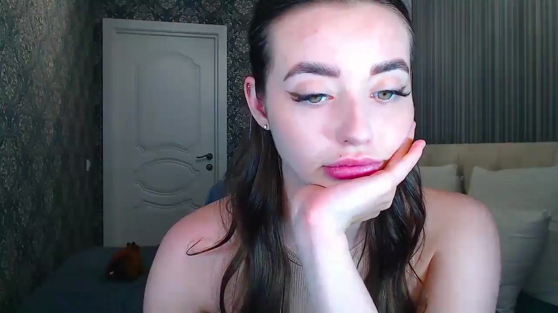 Gallery image thumbnail from EmeraldLilyyy's myfreecams stream on, 06/08/2024, 15:07 image 13 of 20