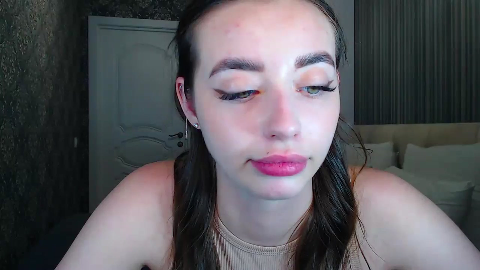 Gallery image thumbnail from EmeraldLilyyy's myfreecams stream on, 06/08/2024, 15:07 image 1 of 20