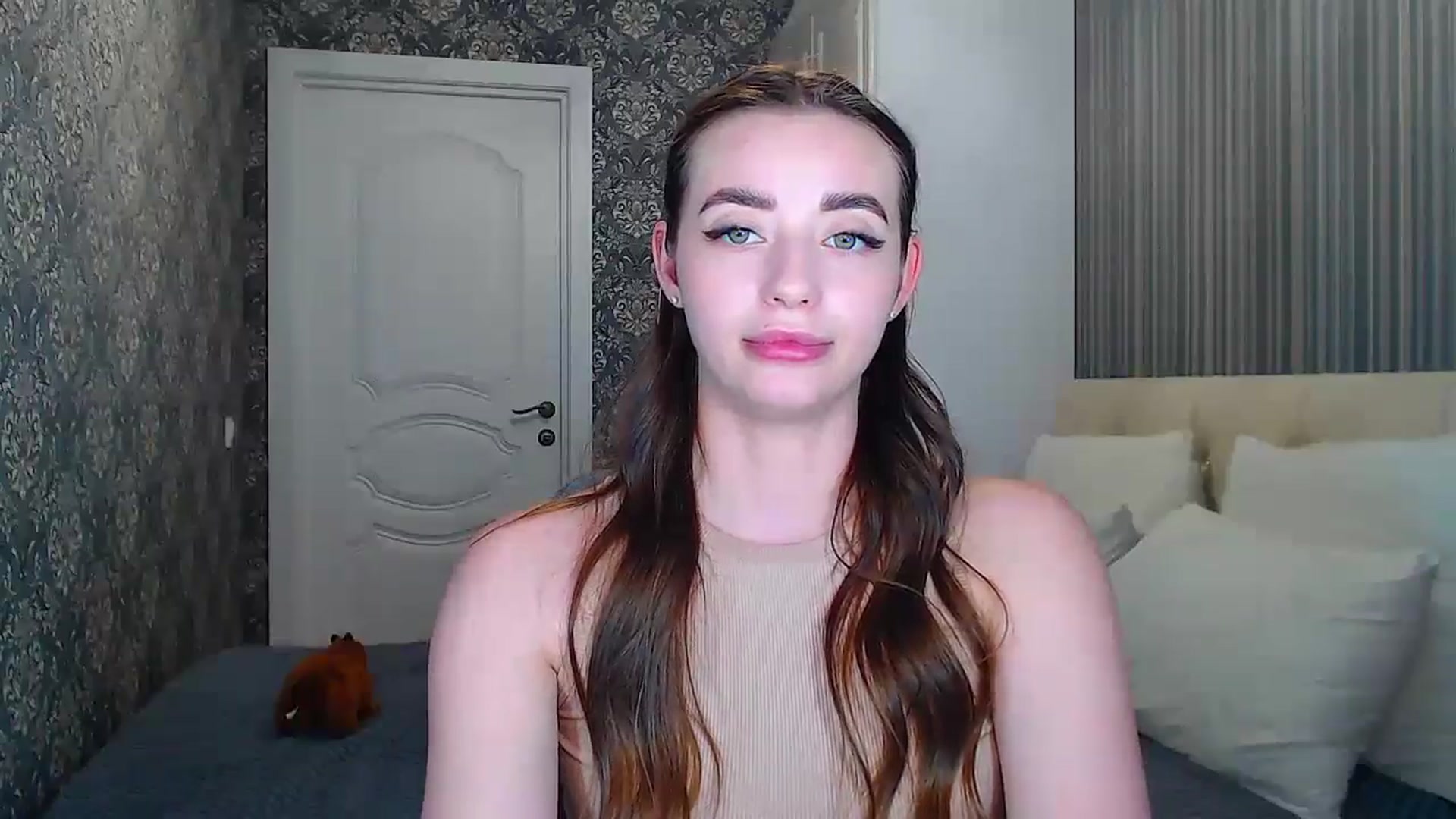 Gallery image thumbnail from EmeraldLilyyy's myfreecams stream on, 06/08/2024, 15:07 image 15 of 20