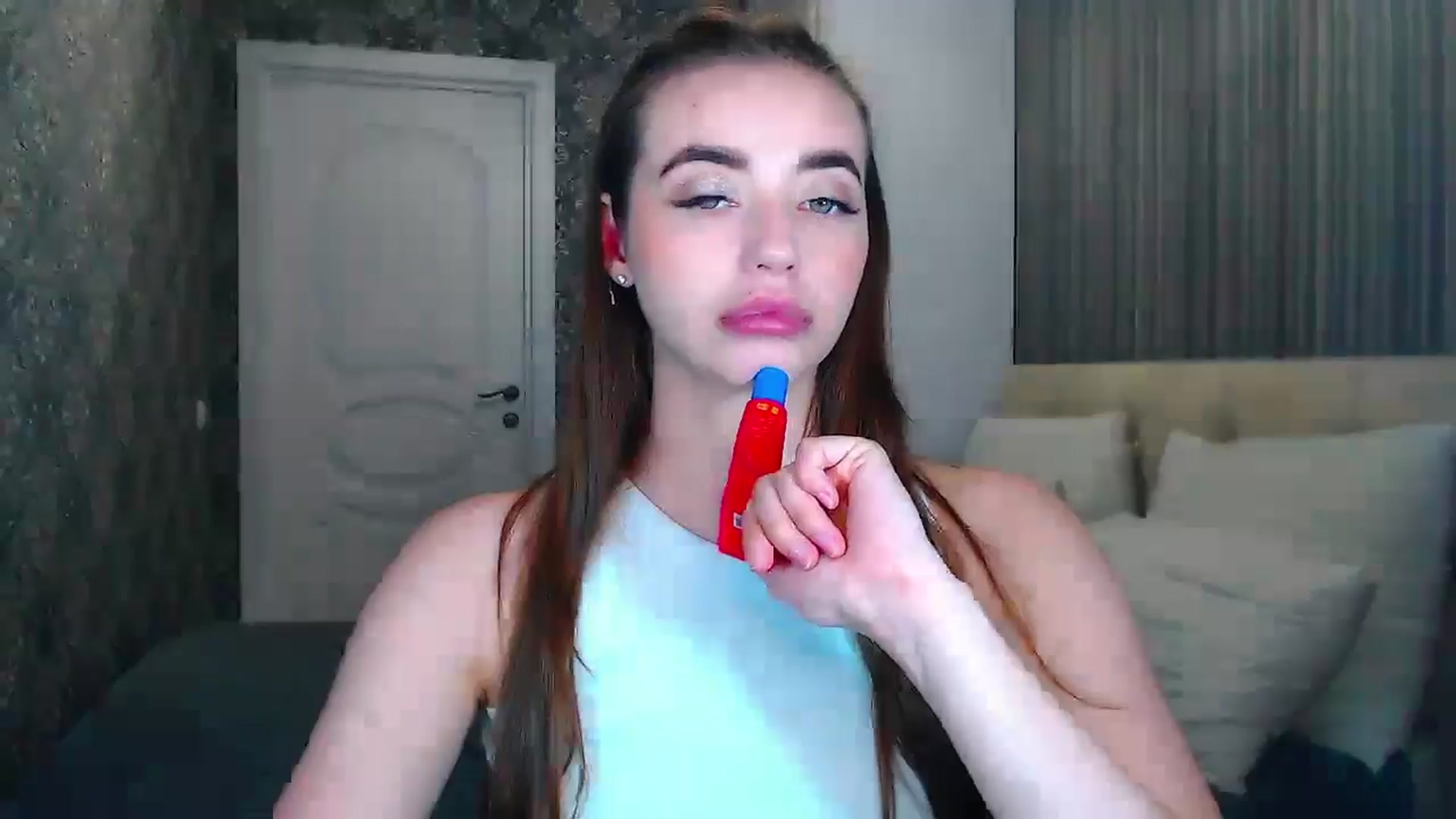 Gallery image thumbnail from EmeraldLilyyy's myfreecams stream on, 06/09/2024, 09:47 image 2 of 20