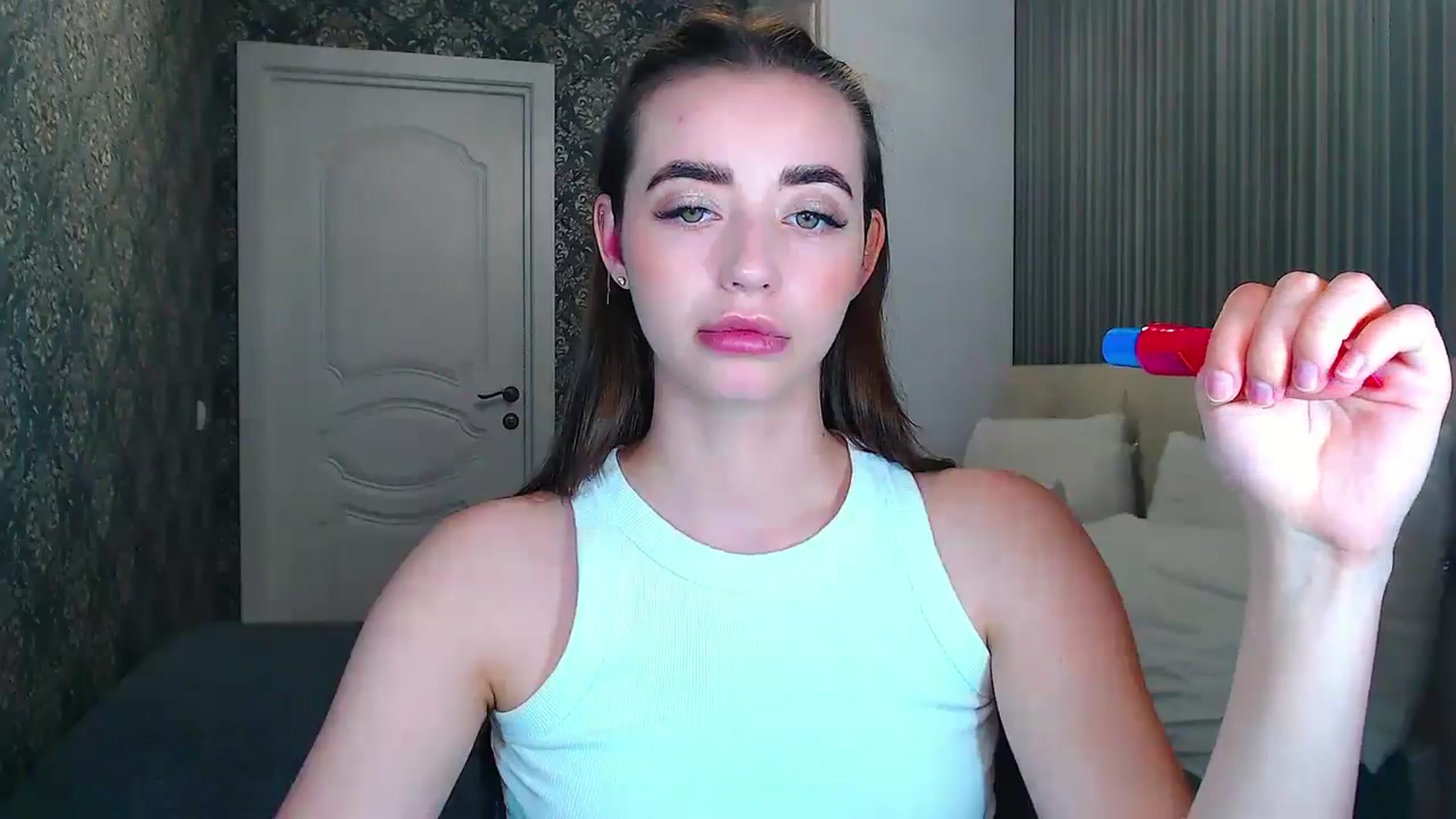 Gallery image thumbnail from EmeraldLilyyy's myfreecams stream on, 06/09/2024, 09:47 image 13 of 20