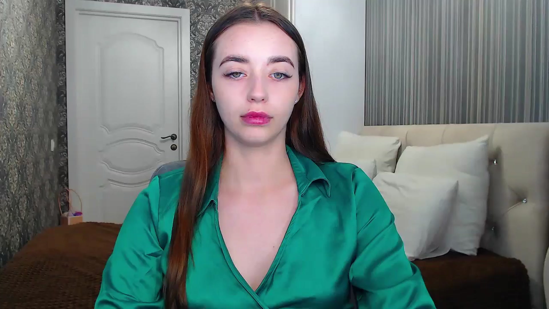 Gallery image thumbnail from EmeraldLilyyy's myfreecams stream on, 06/24/2024, 15:22 image 3 of 20