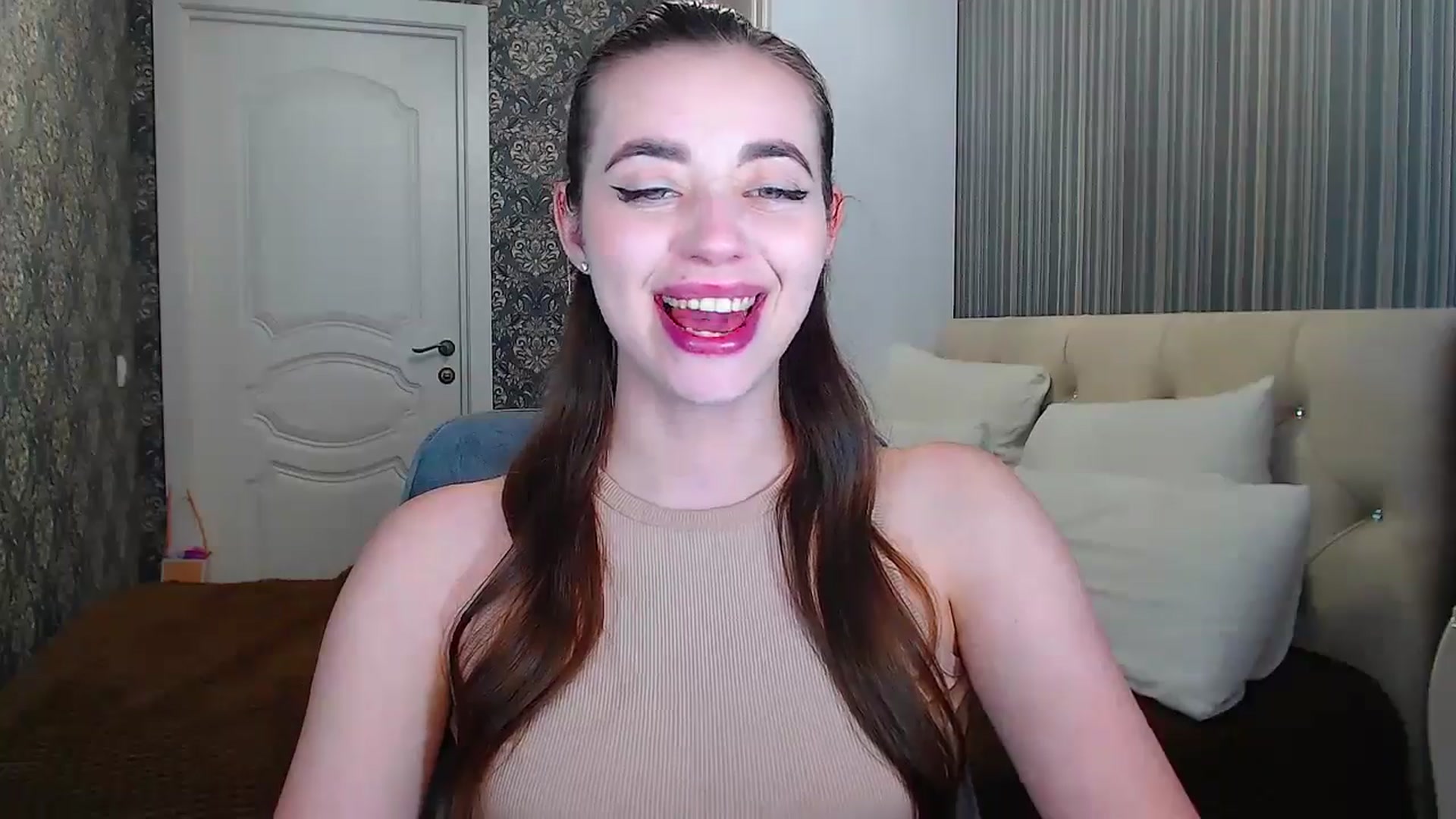 Gallery image thumbnail from EmeraldLilyyy's myfreecams stream on, 06/27/2024, 12:39 image 4 of 20