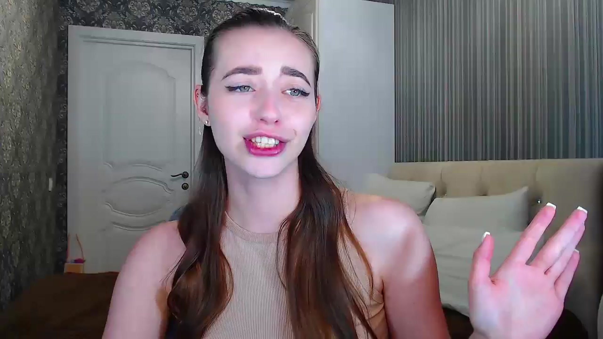 Gallery image thumbnail from EmeraldLilyyy's myfreecams stream on, 06/27/2024, 12:39 image 8 of 20