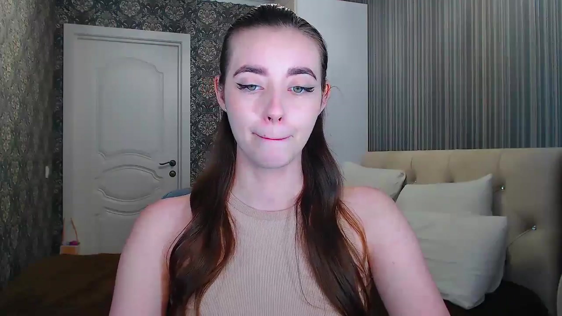 Gallery image thumbnail from EmeraldLilyyy's myfreecams stream on, 06/27/2024, 12:39 image 5 of 20