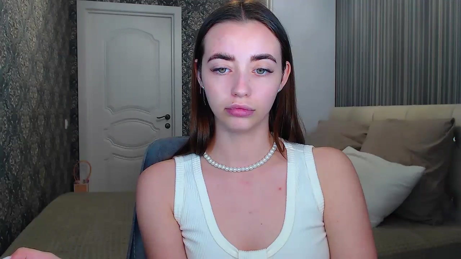 Gallery image thumbnail from EmeraldLilyyy's myfreecams stream on, 06/29/2024, 13:29 image 17 of 20