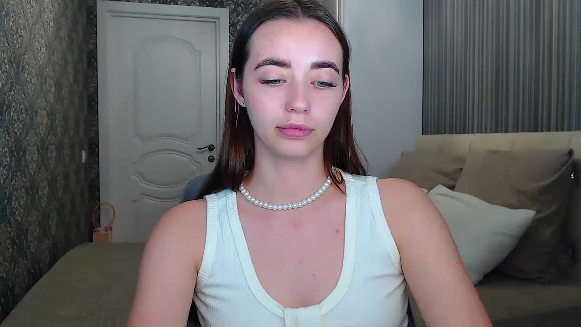 Gallery image thumbnail from EmeraldLilyyy's myfreecams stream on, 06/29/2024, 13:29 image 16 of 20